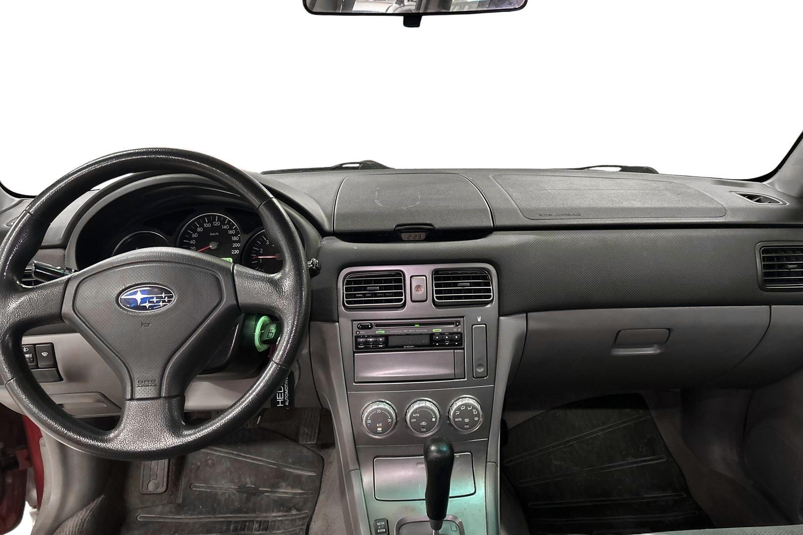 SUBARU FORESTER 2004