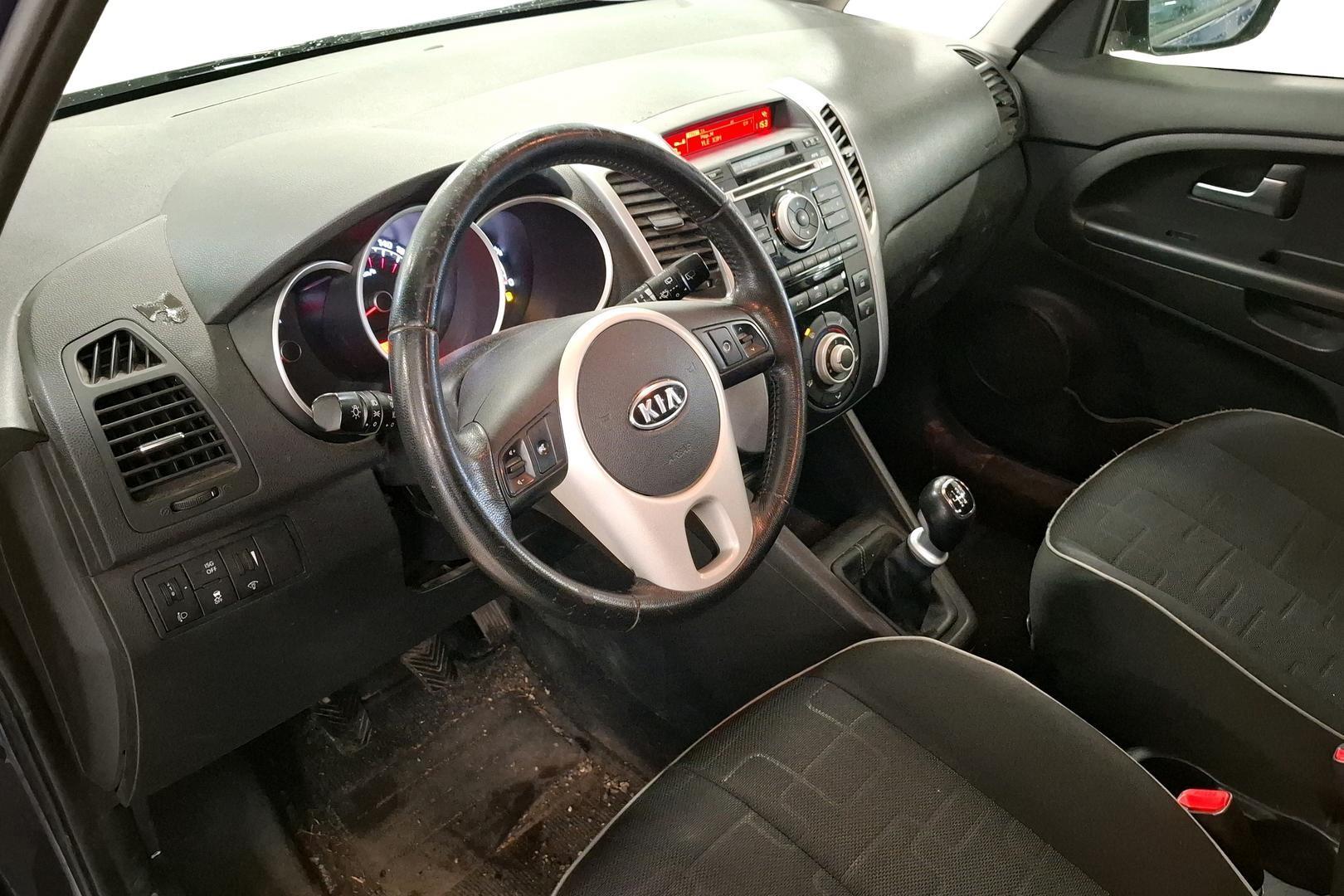 KIA Venga 2010