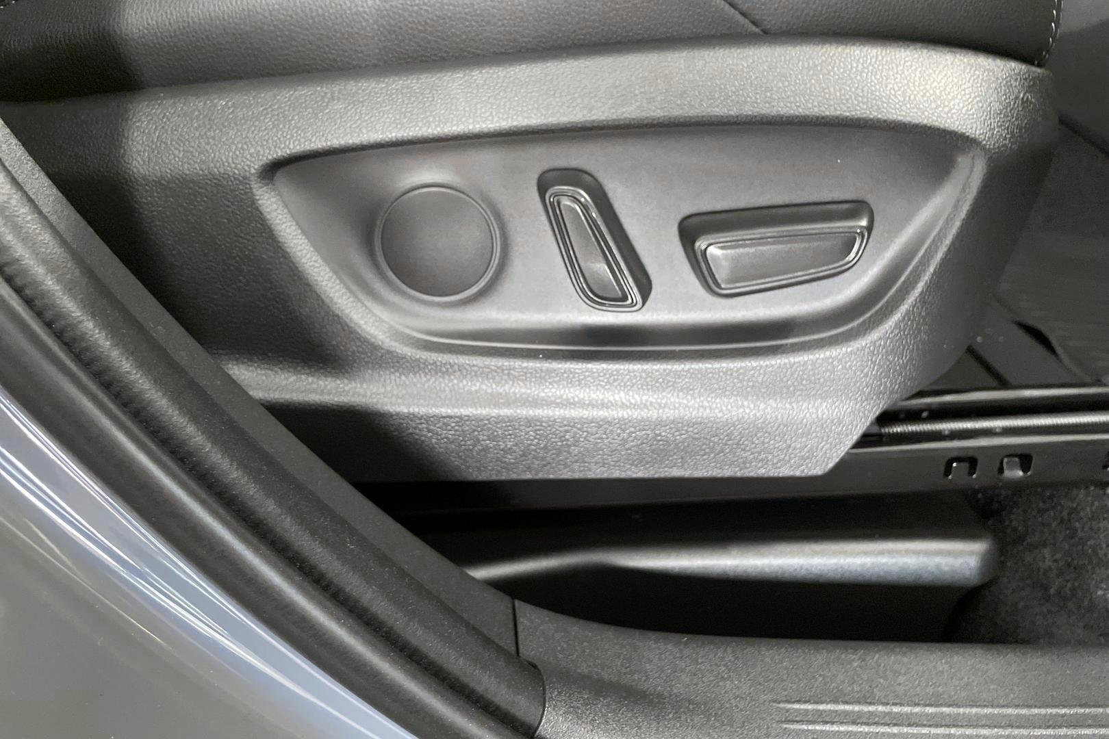 SUBARU Solterra 2025