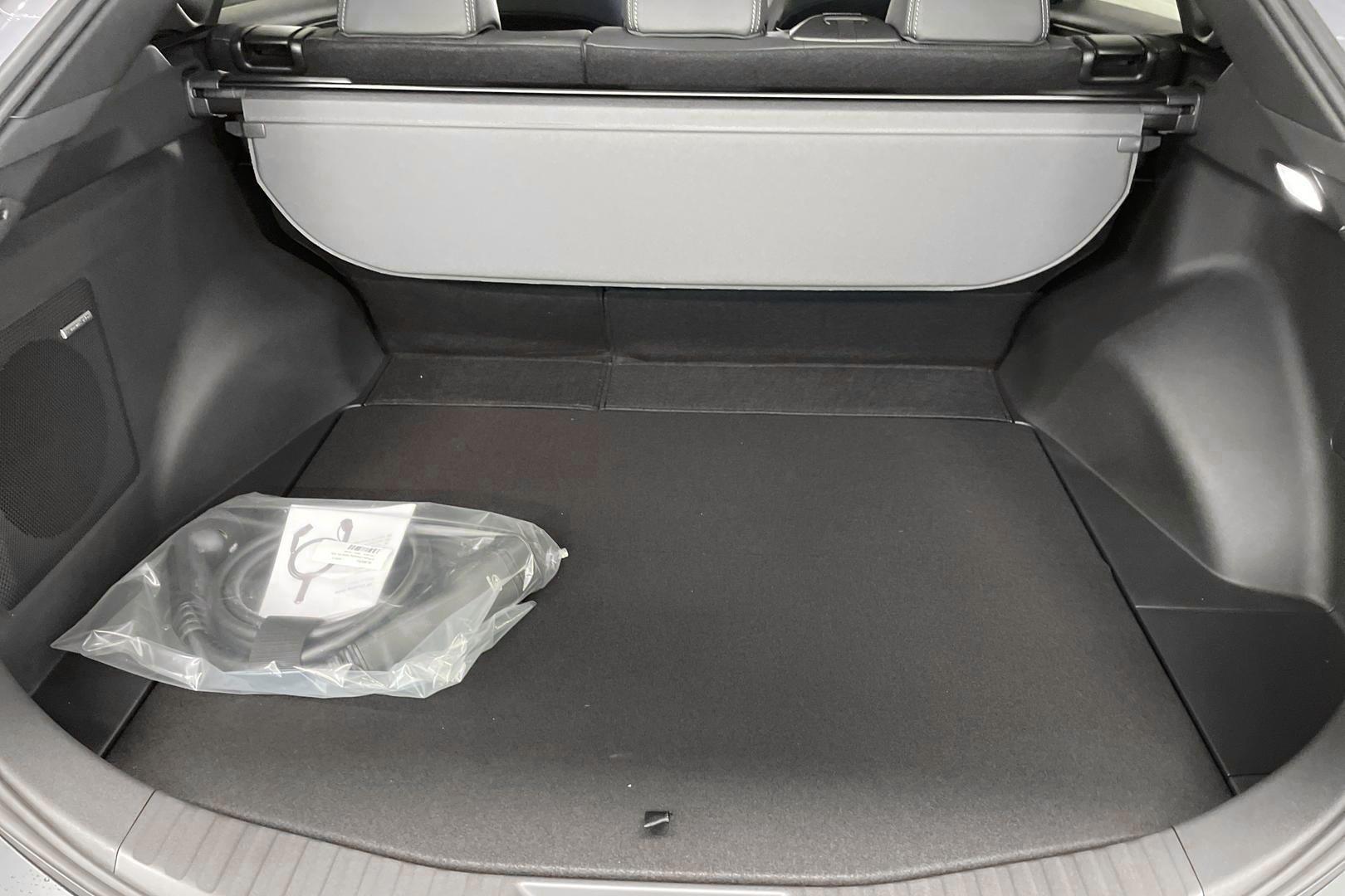 SUBARU Solterra 2025