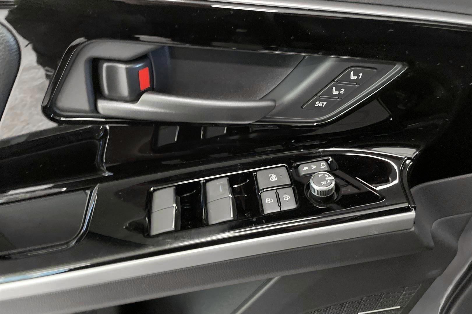 SUBARU Solterra 2025