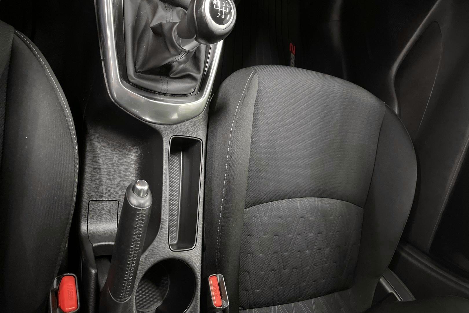 MAZDA Mazda2 2017