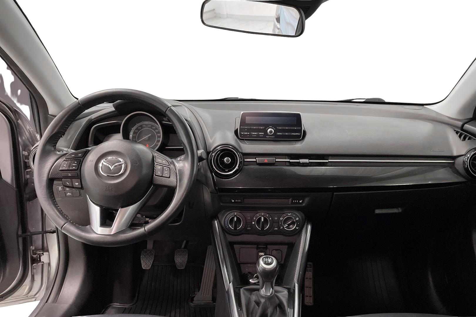 MAZDA Mazda2 2017