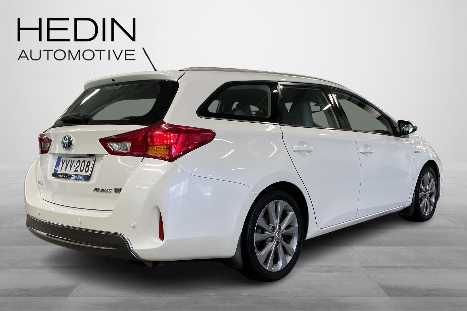 TOYOTA AURIS 2