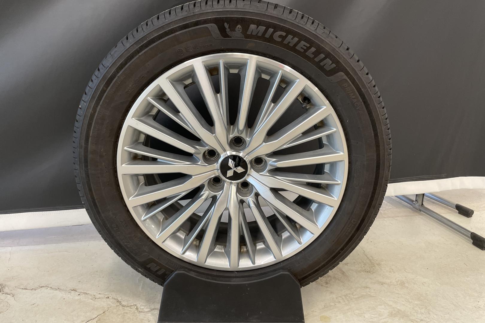 MITSUBISHI Outlander PHEV 2021