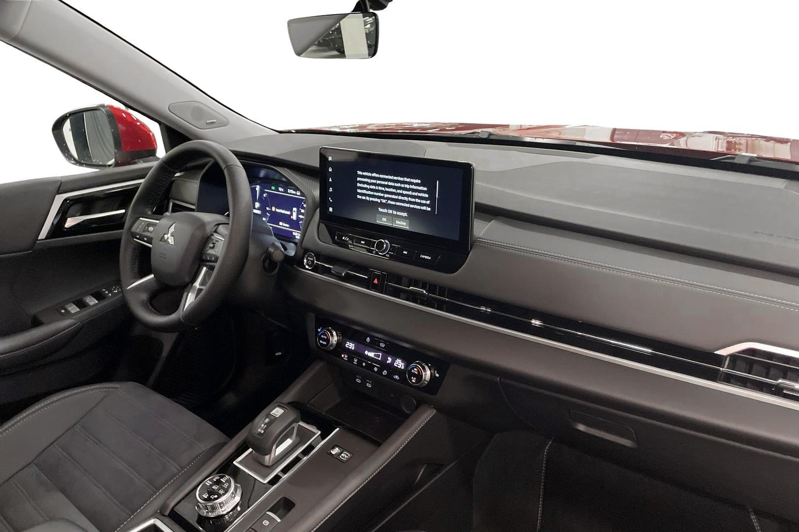 Mitsubishi Outlander 2025