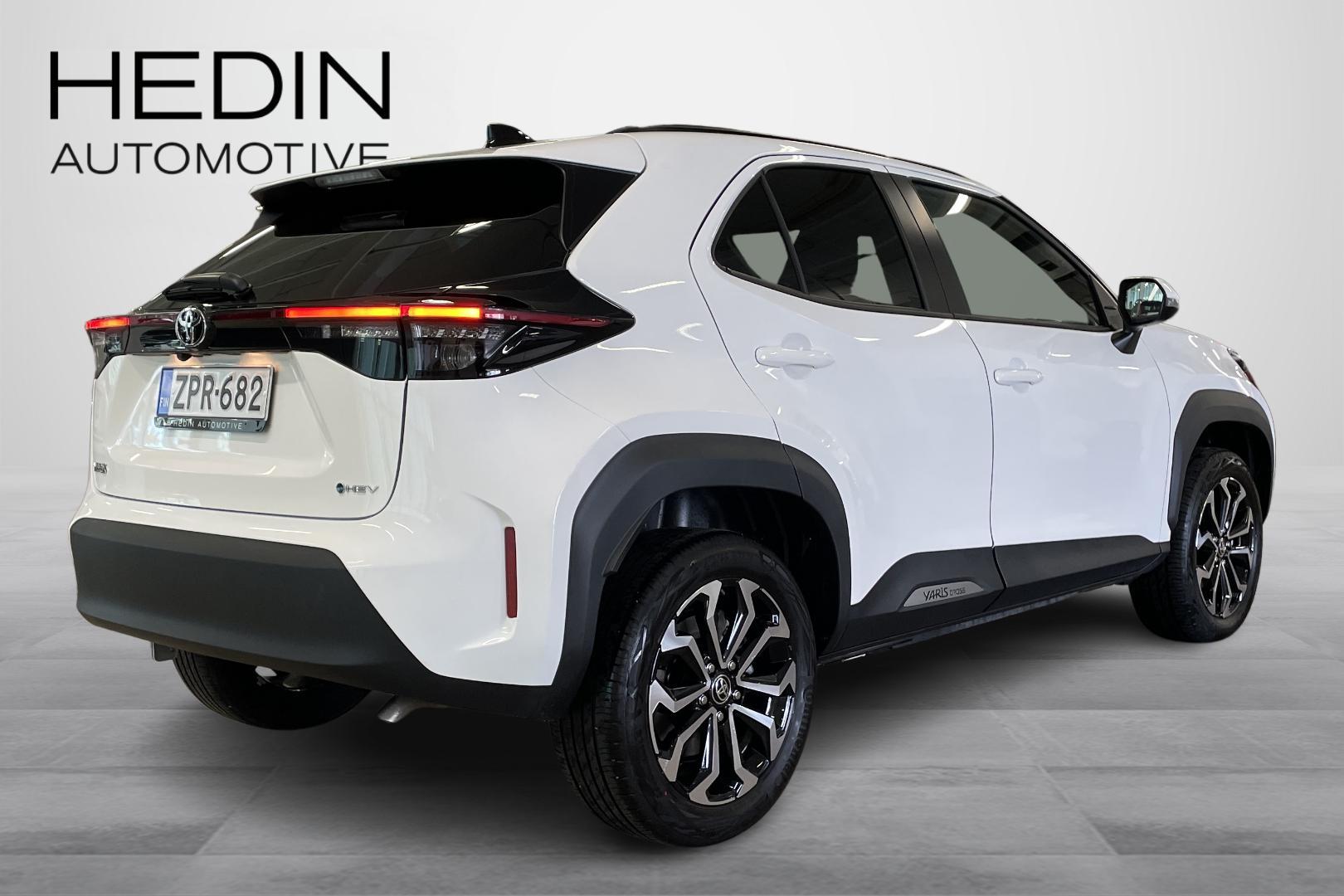 Toyota Yaris Cross 2