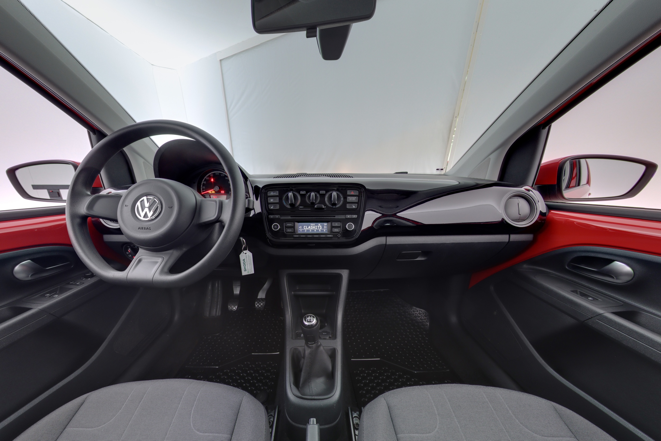 VOLKSWAGEN up! 2015