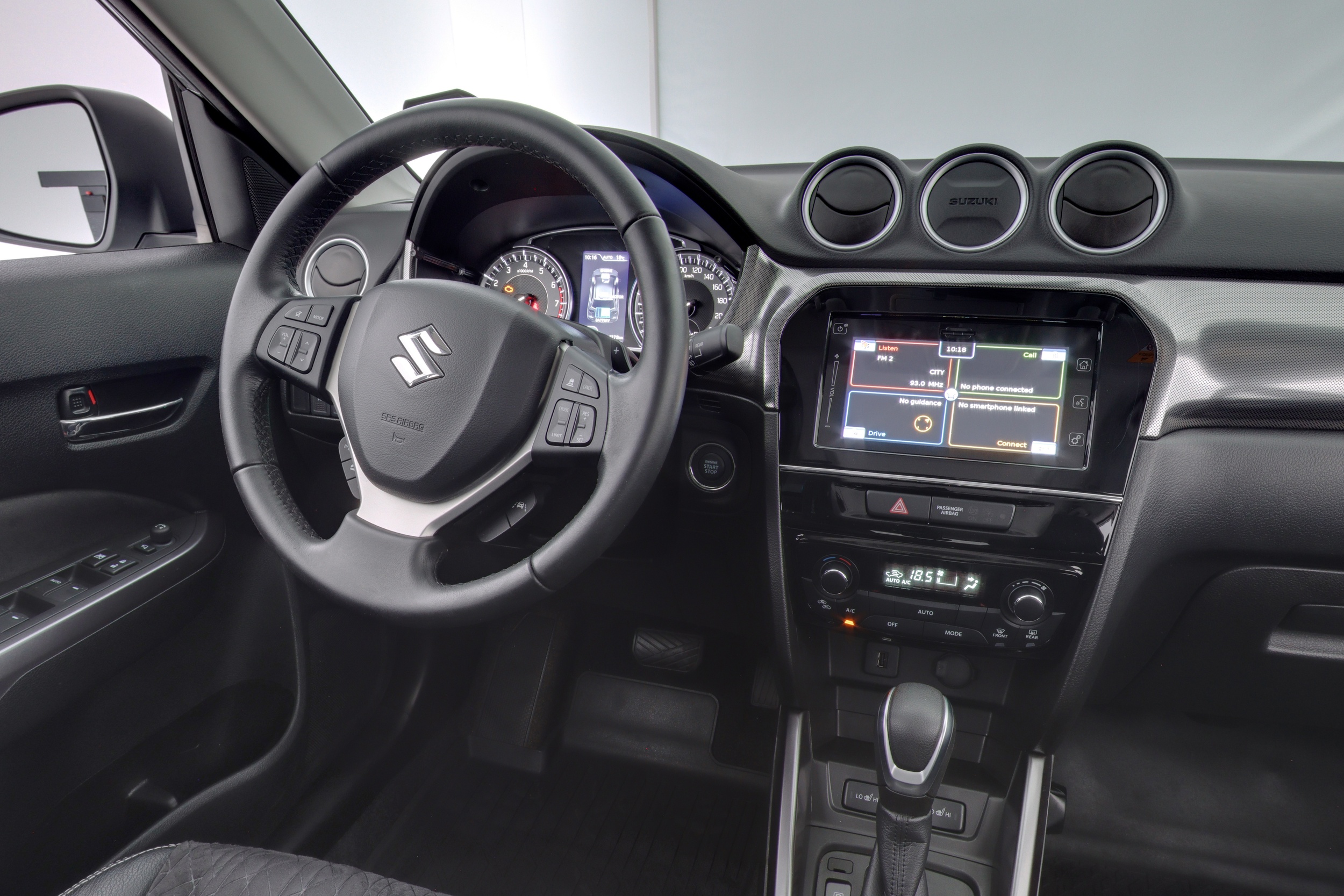 SUZUKI Vitara 2024