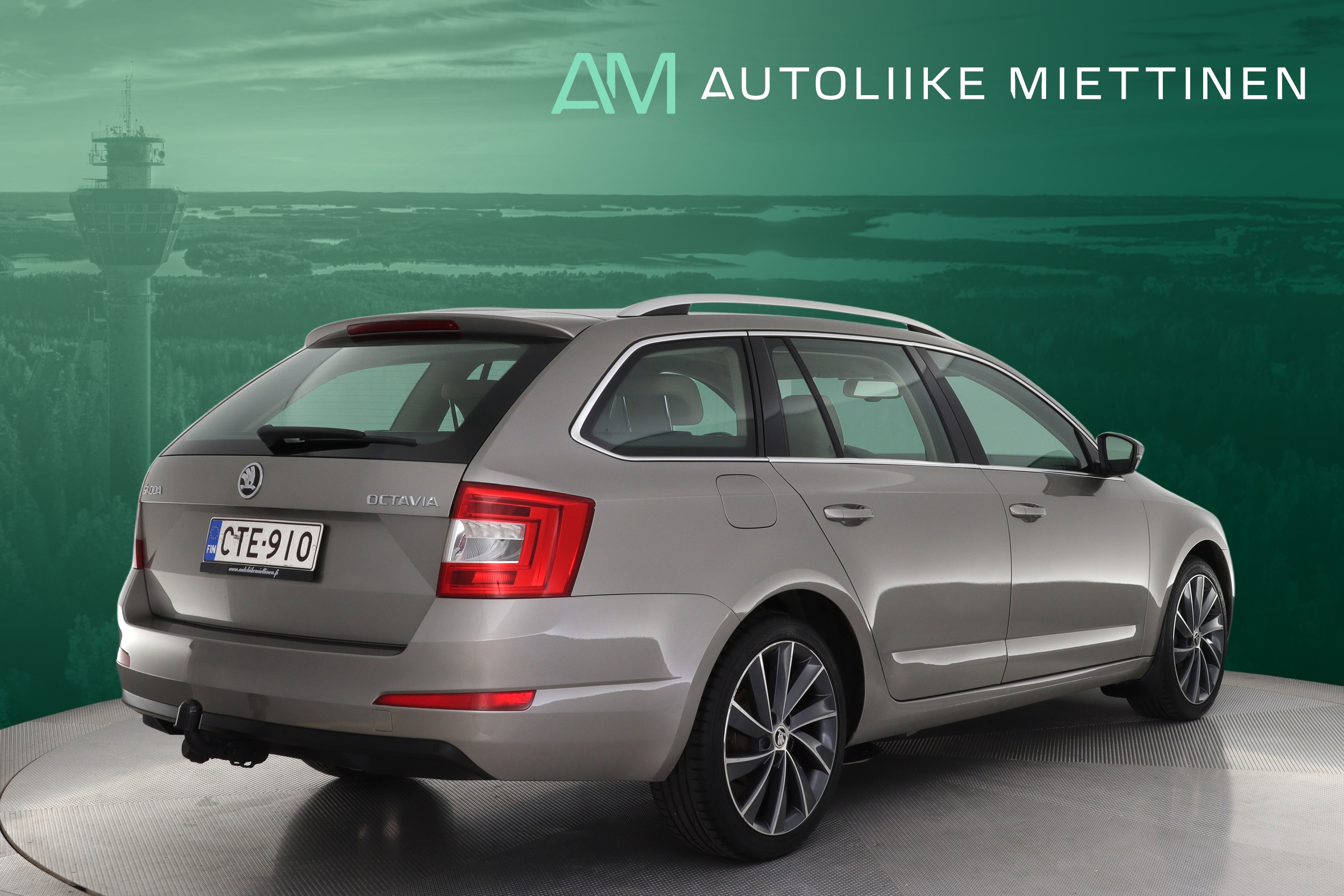 SKODA Octavia 2015
