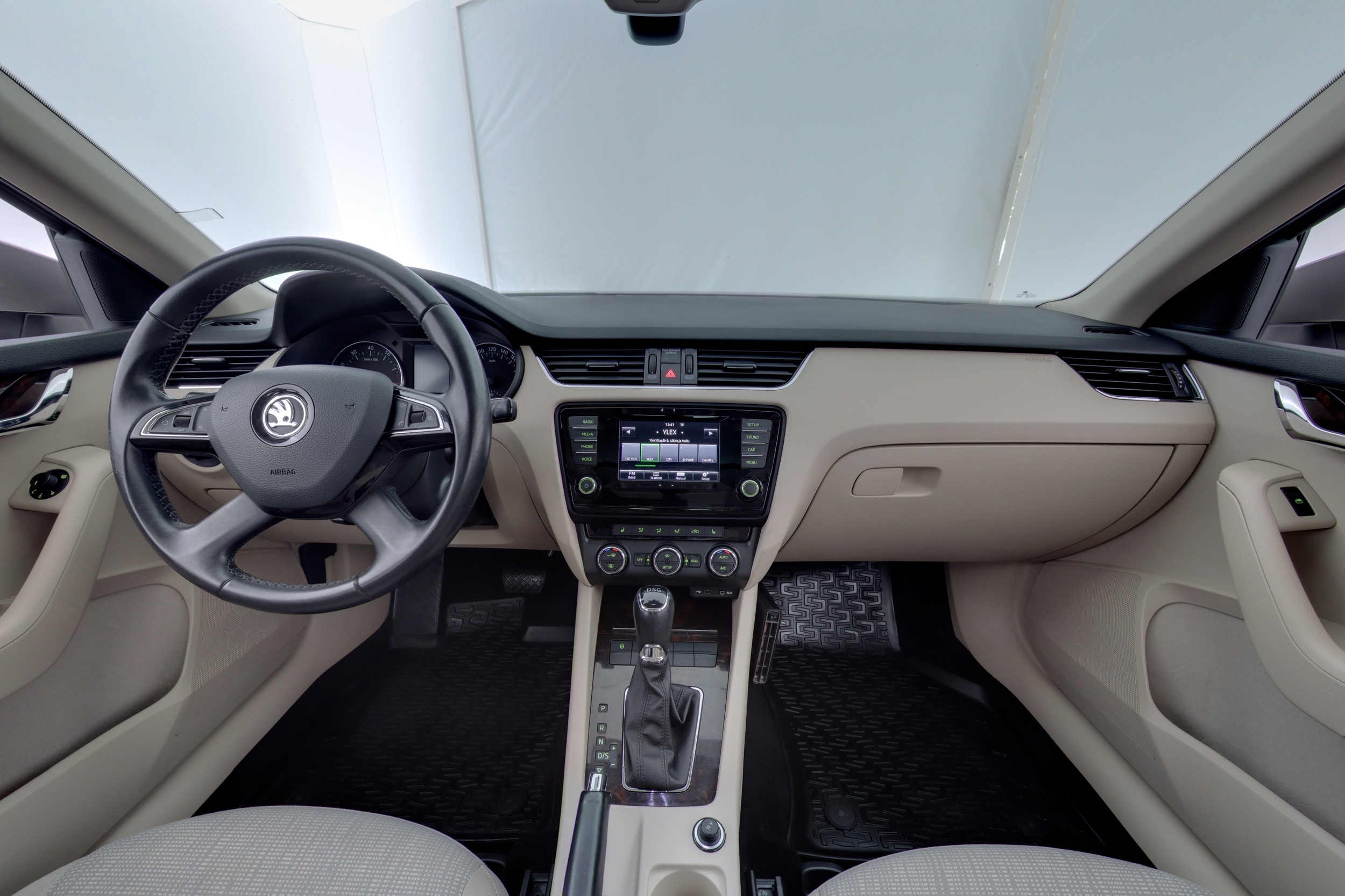 SKODA Octavia 2015
