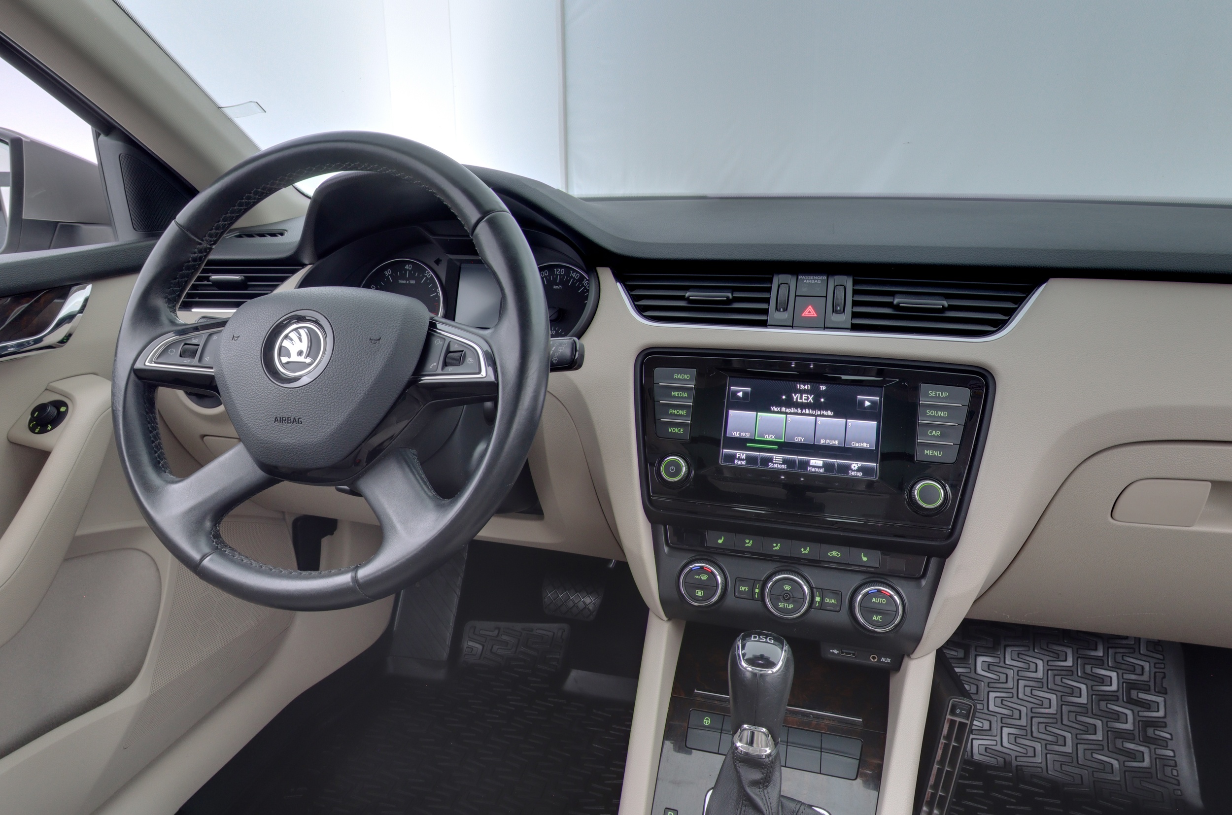 SKODA Octavia 2015