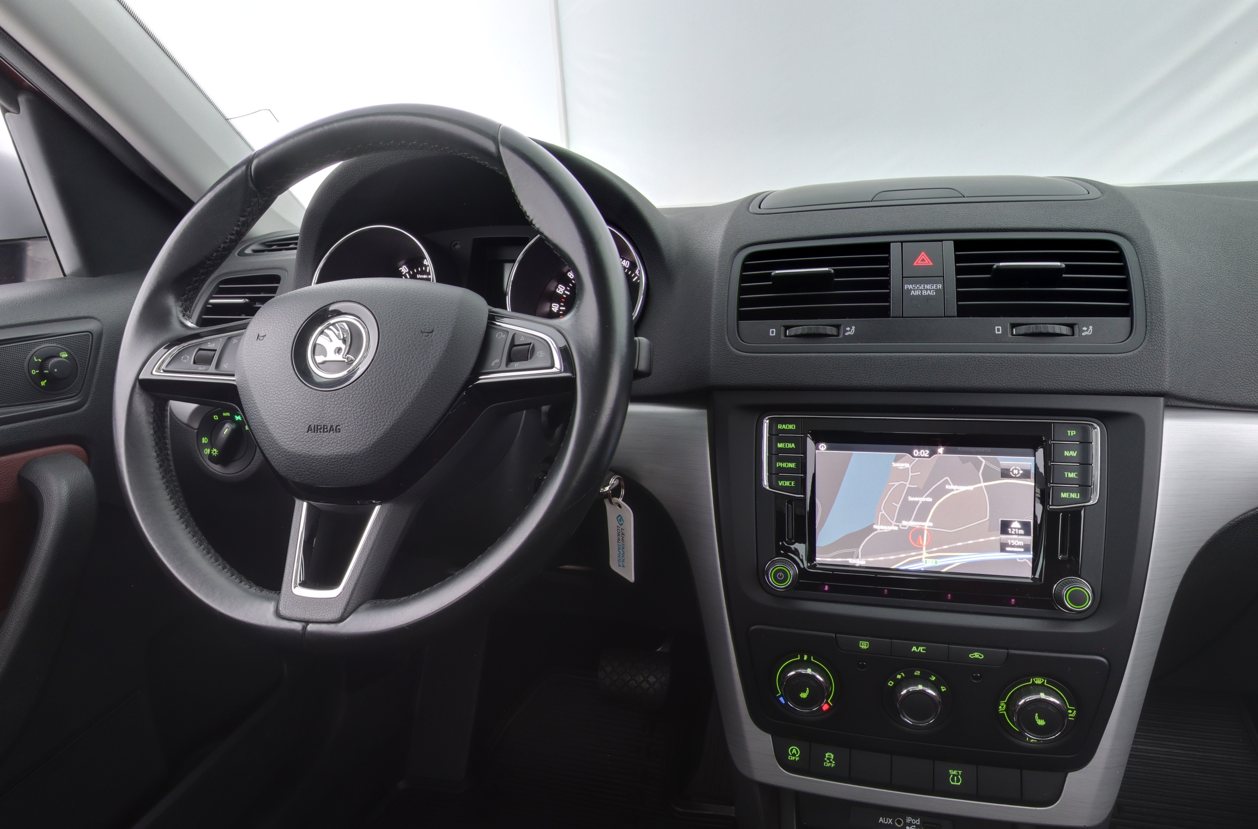 SKODA Yeti 2015