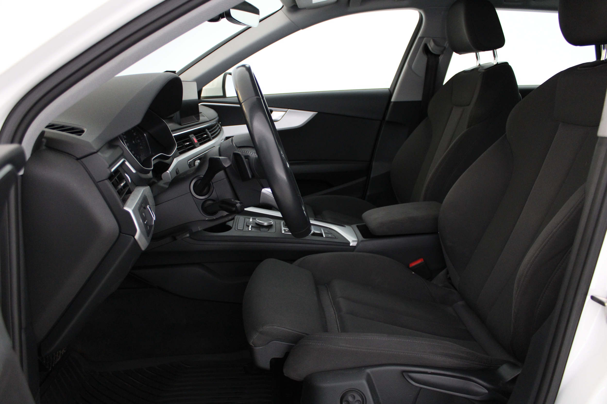 AUDI A4 allroad quattro 2018