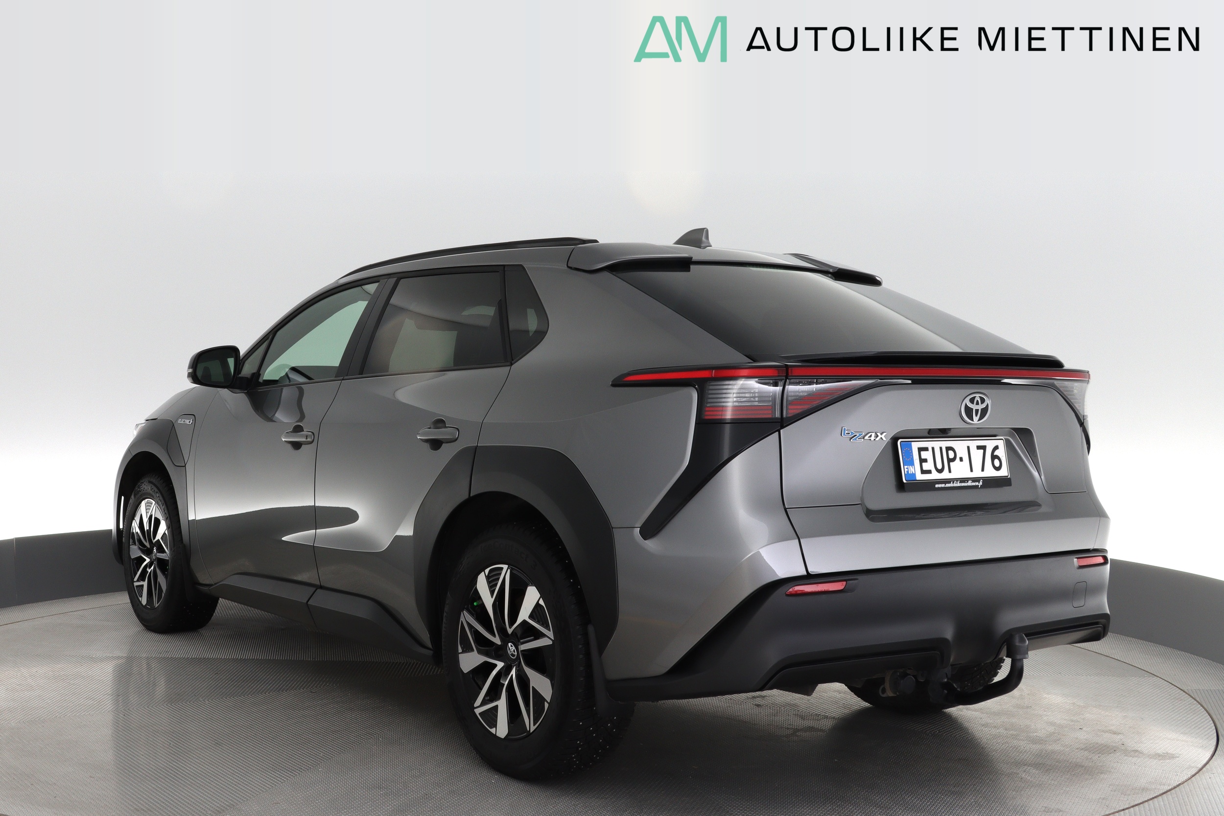 TOYOTA bZ4X 2023