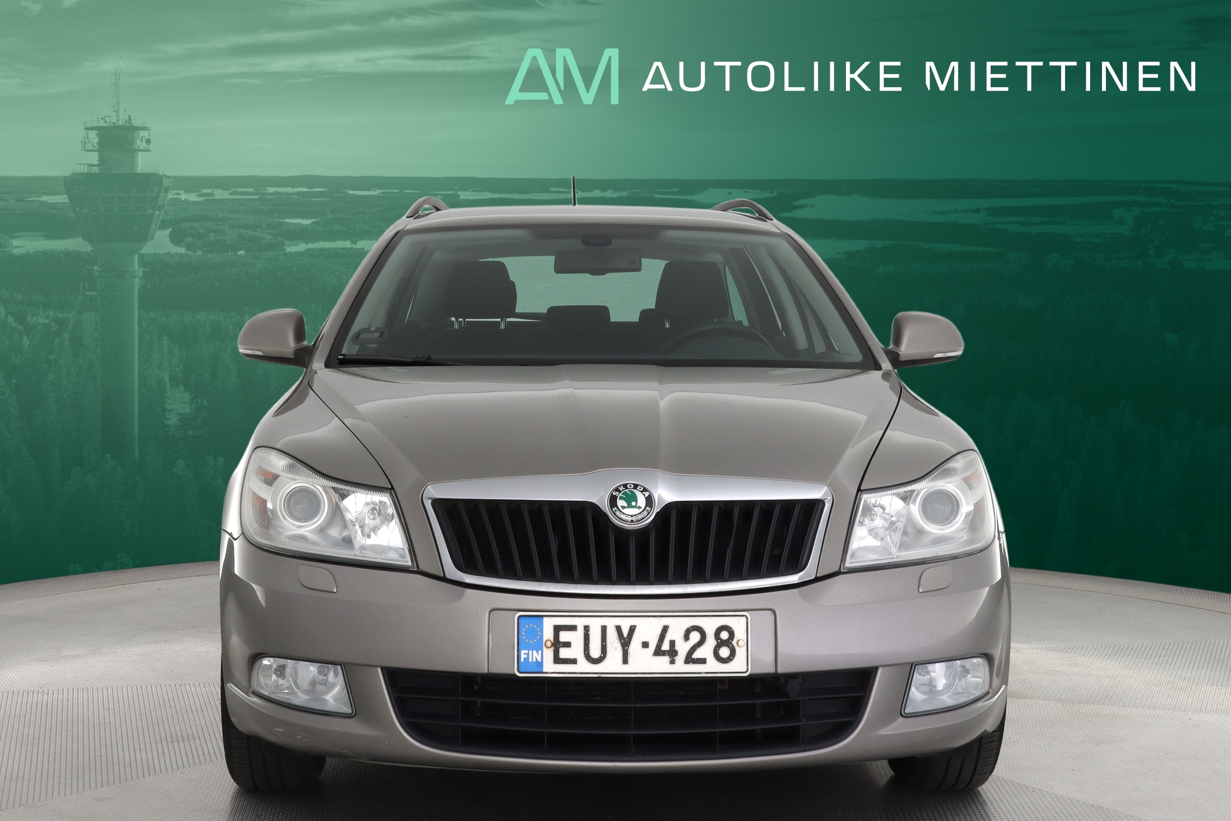 SKODA Octavia 2012