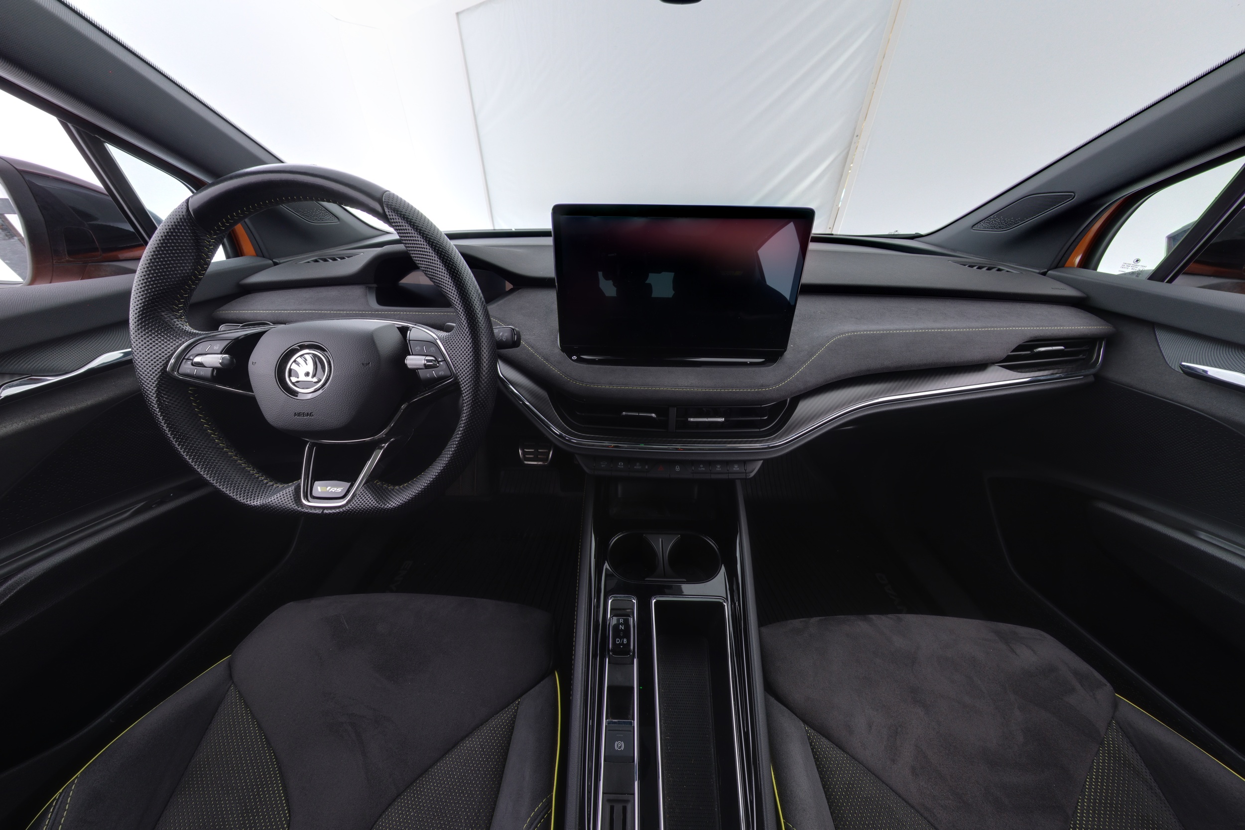 SKODA Enyaq 2023