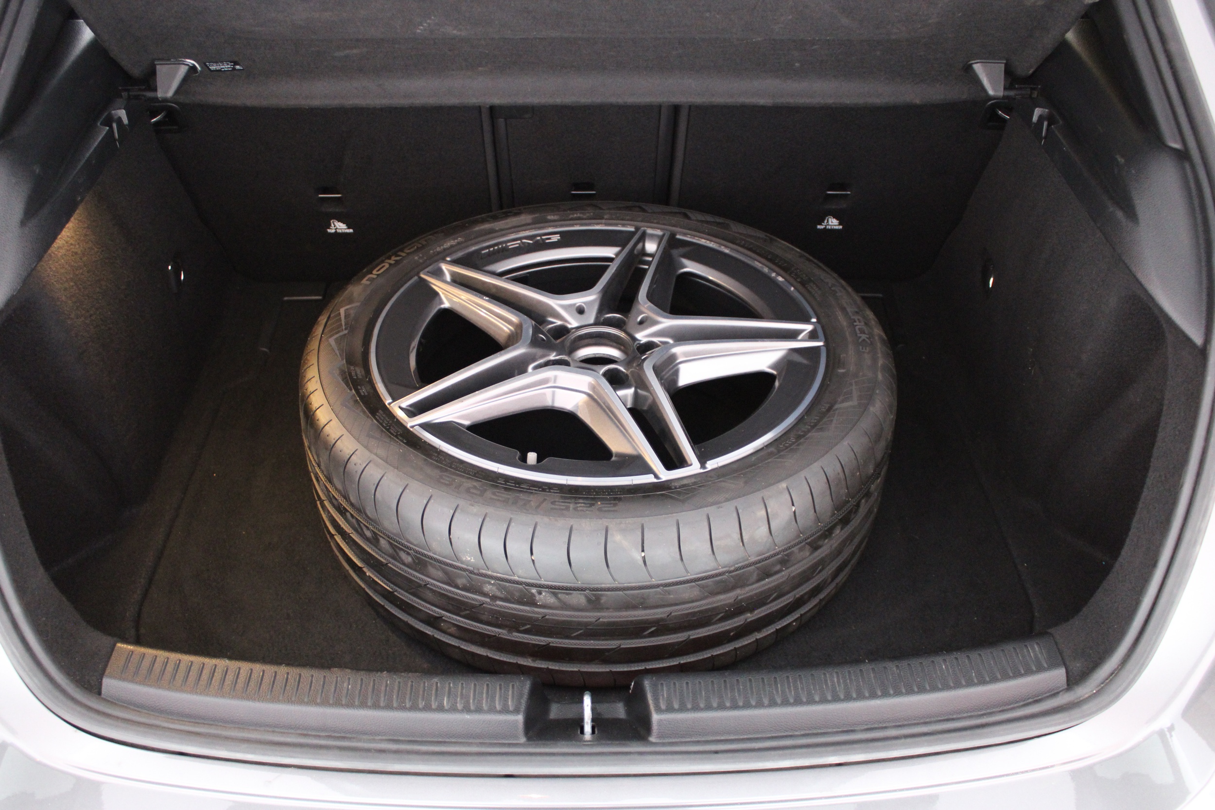 MERCEDES-BENZ A 2019