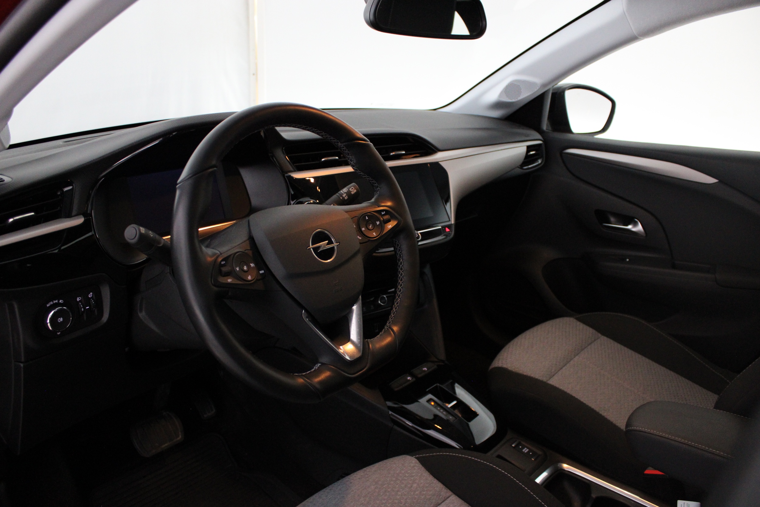 OPEL Corsa-e 2024