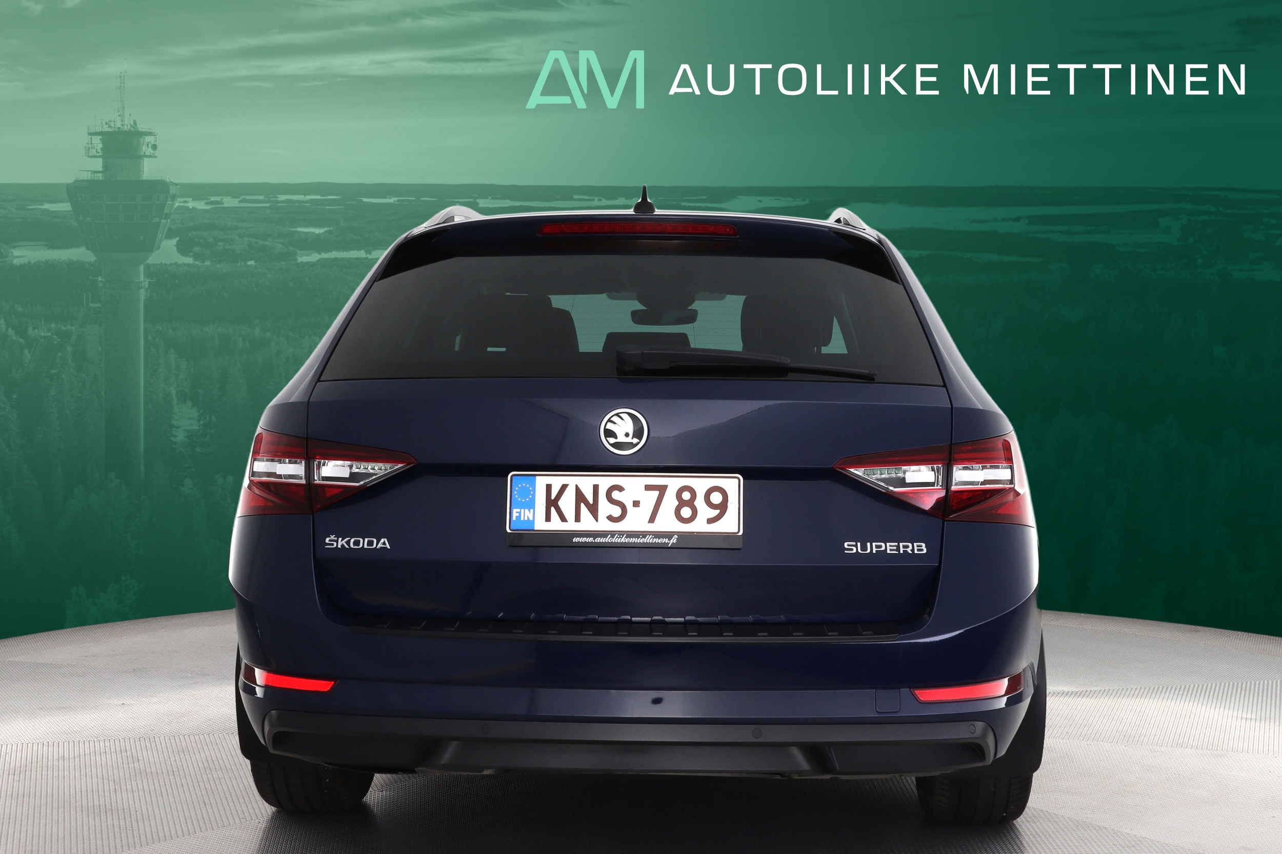 SKODA Superb 2016