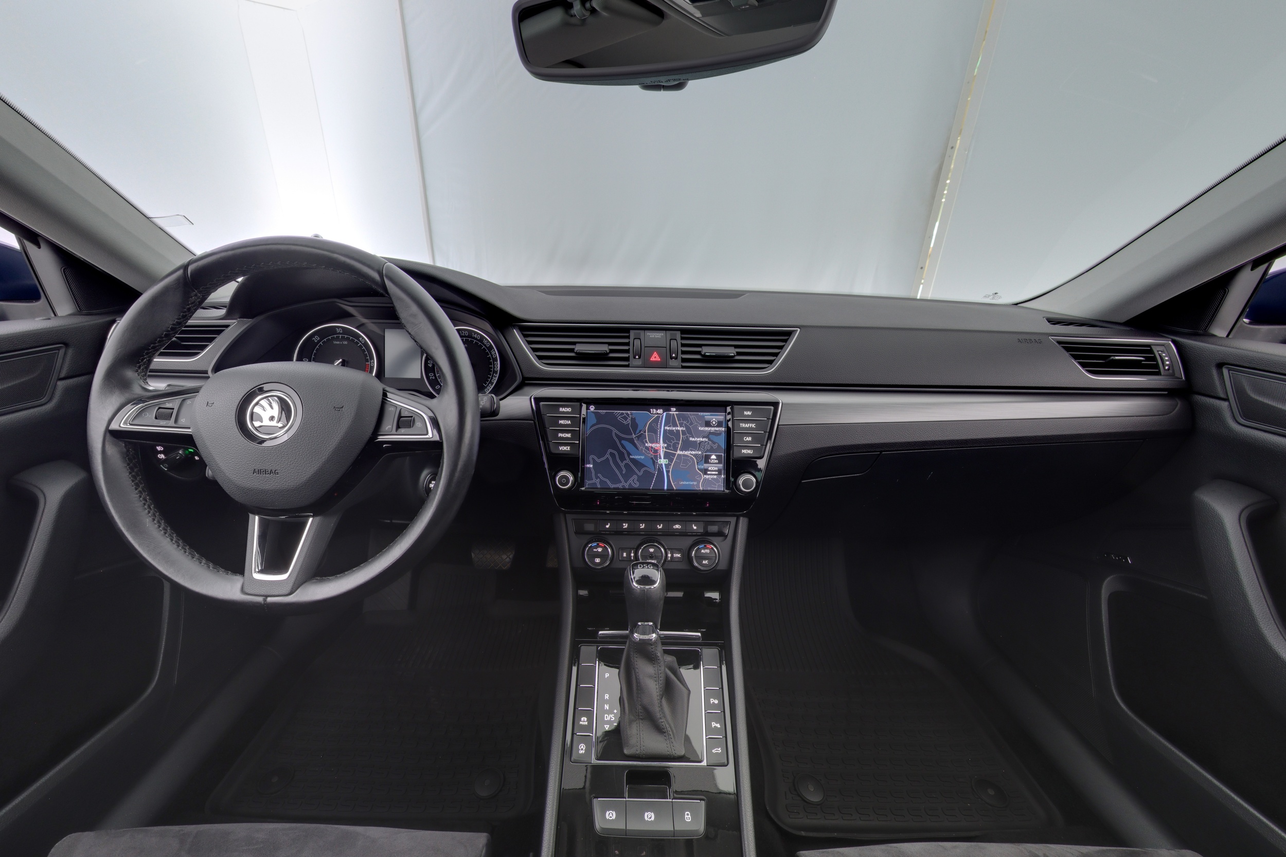 SKODA Superb 2016