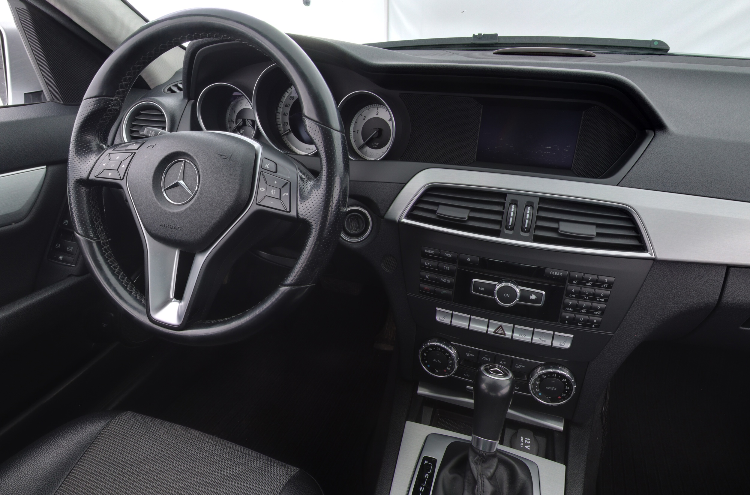 MERCEDES-BENZ C 2012