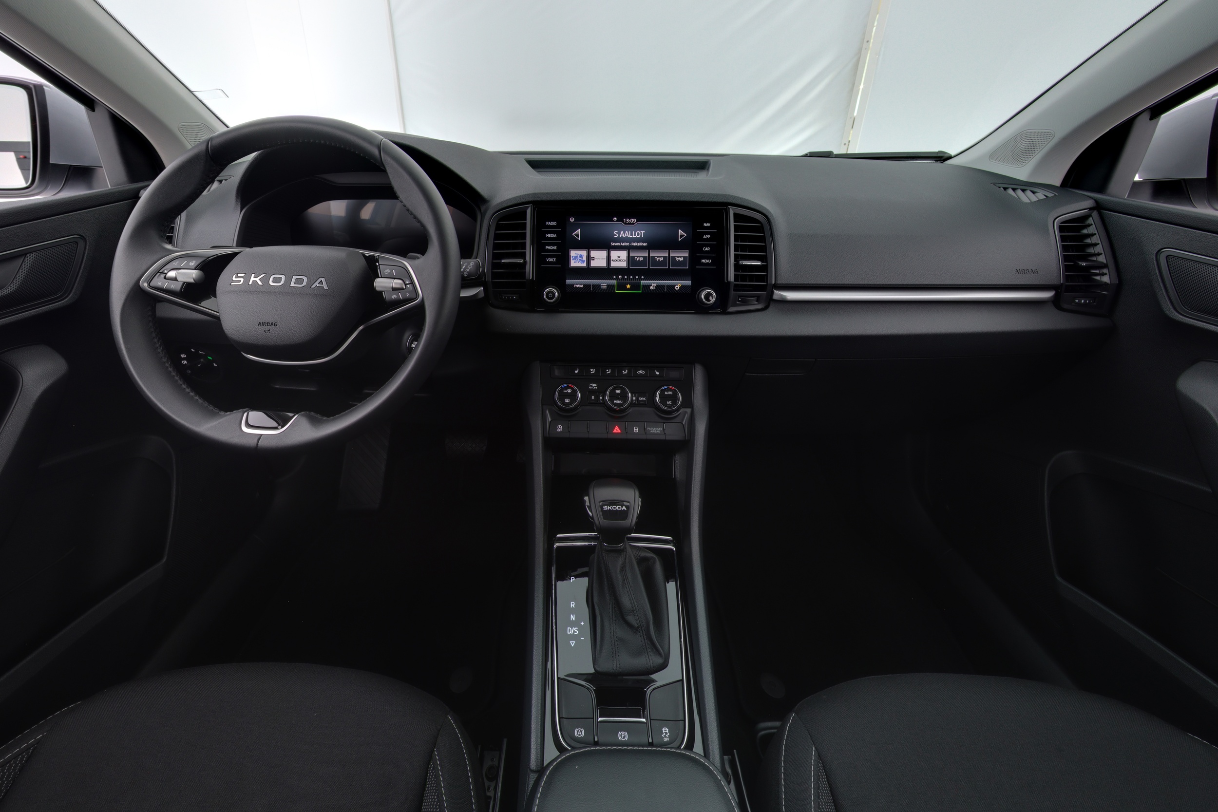 SKODA Karoq 2025