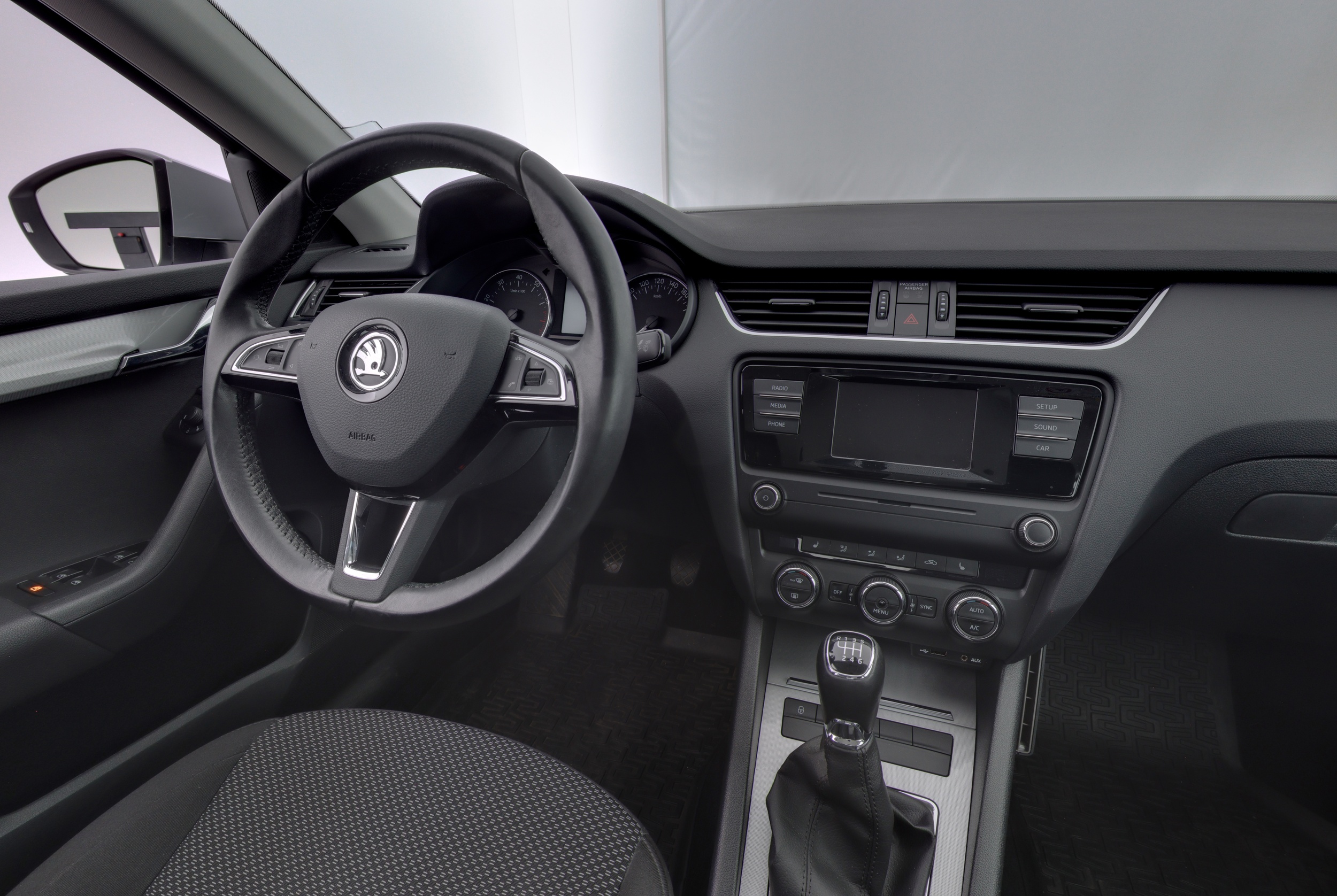 SKODA Octavia 2015