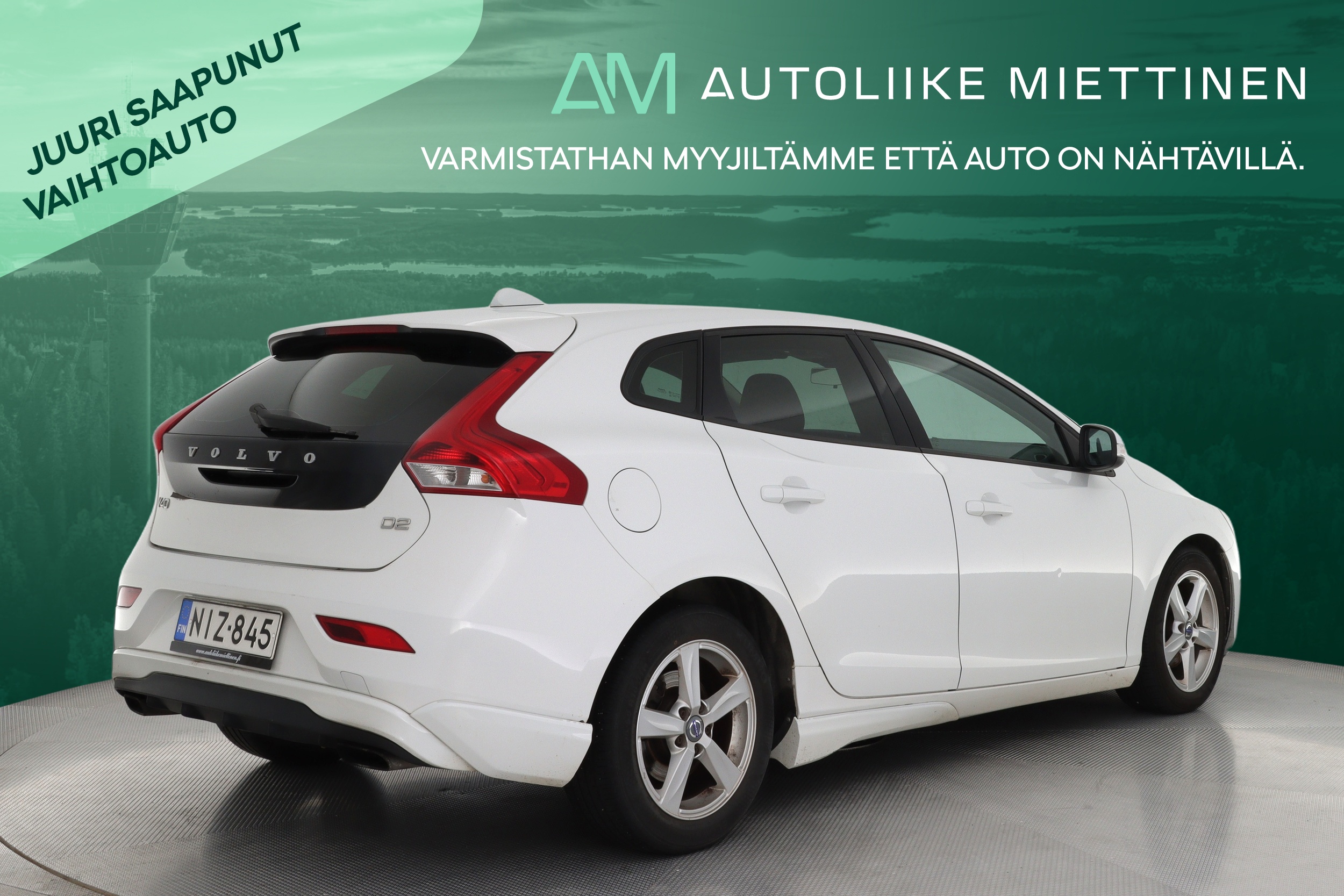 VOLVO V40 2012
