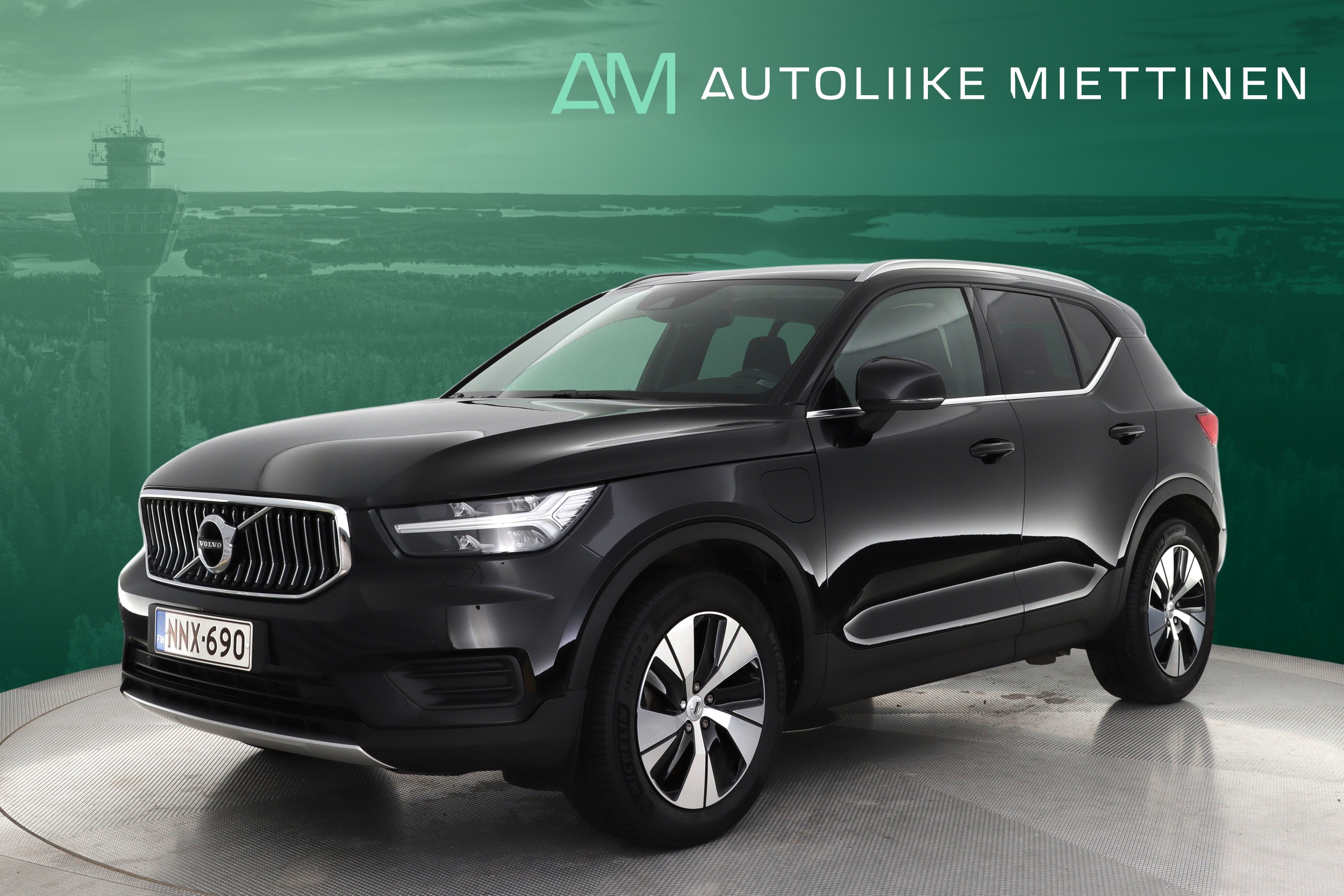 VOLVO XC40 2021