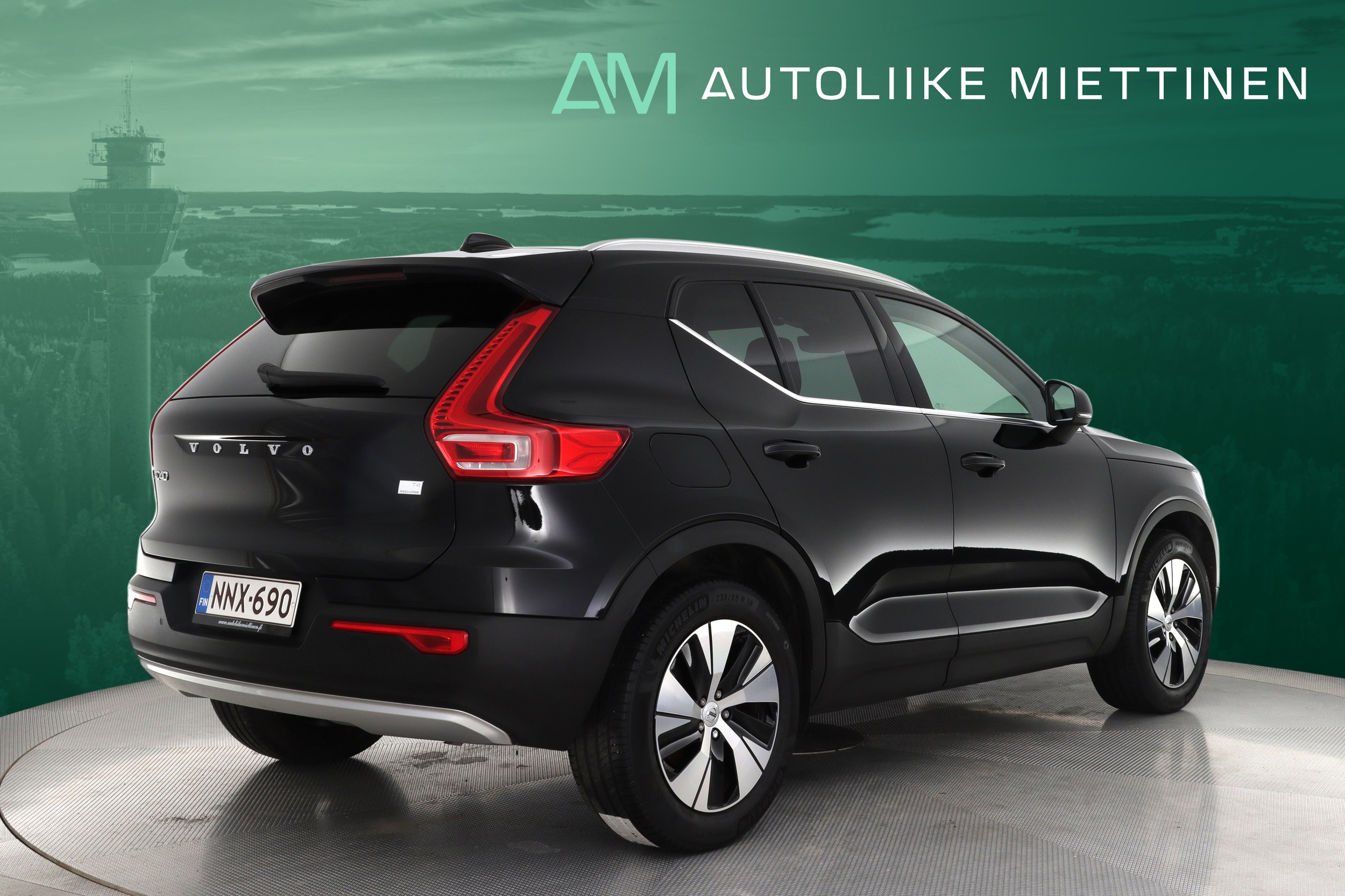 VOLVO XC40 2021