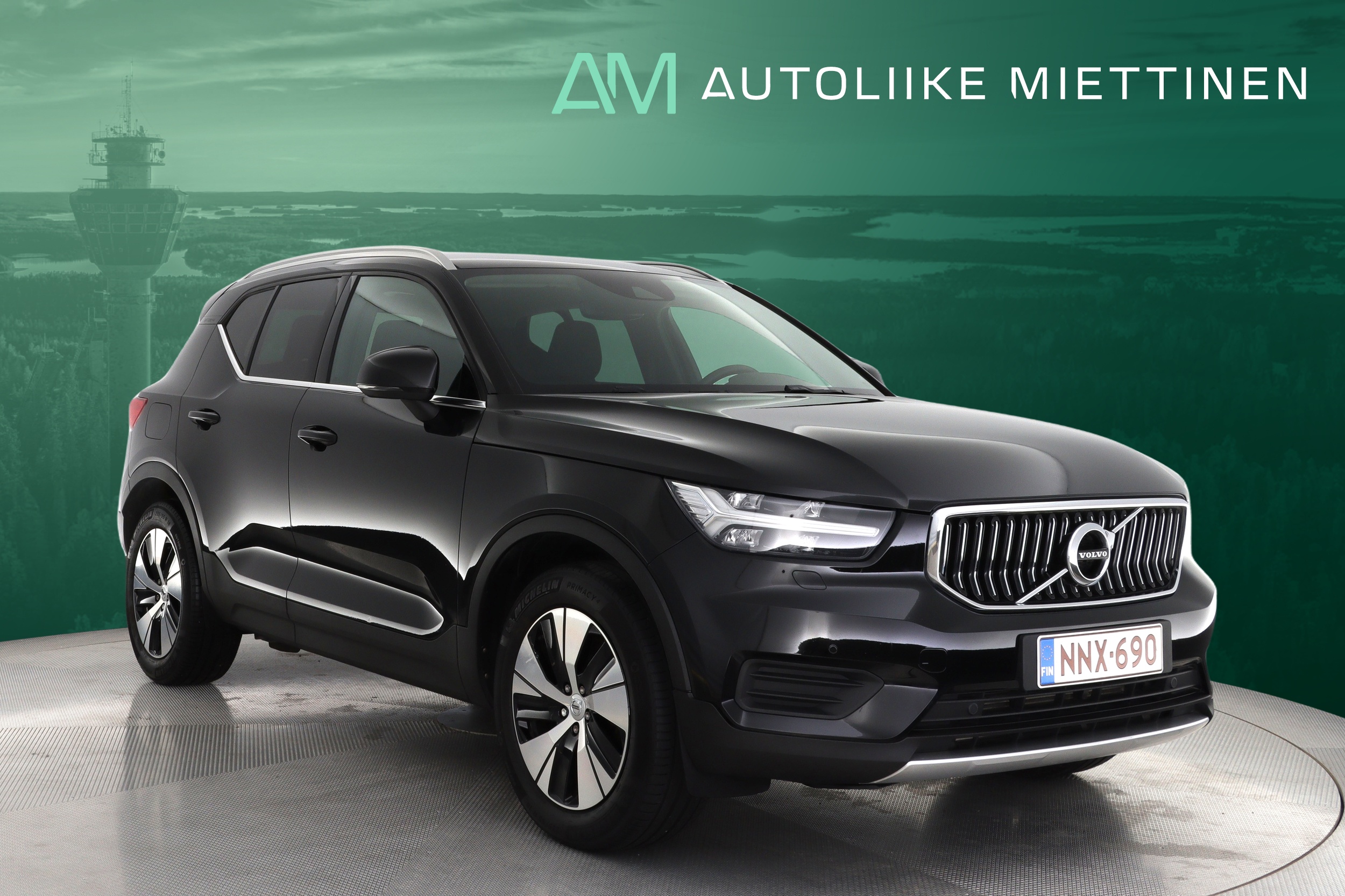 VOLVO XC40 2021