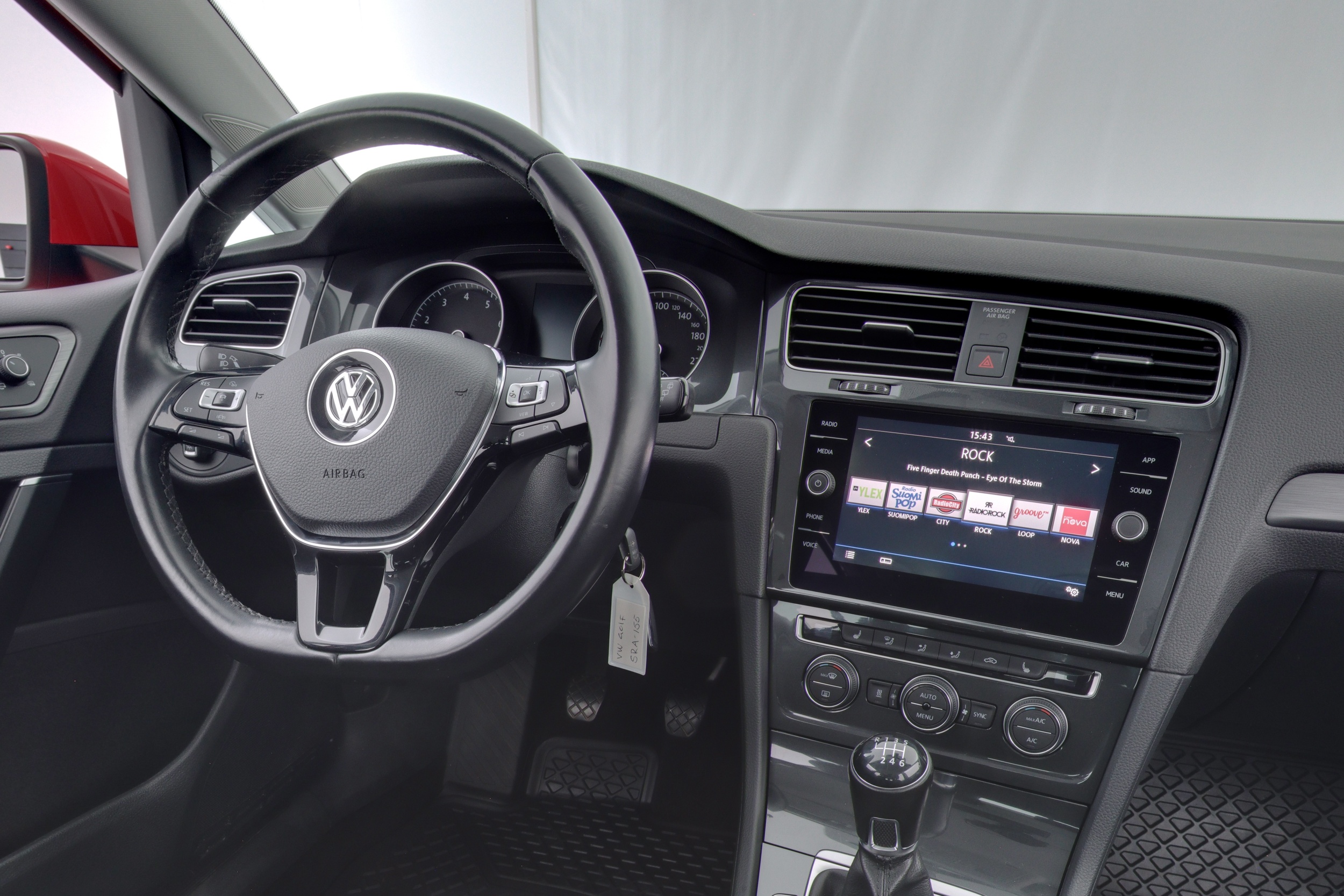 VOLKSWAGEN Golf 2020