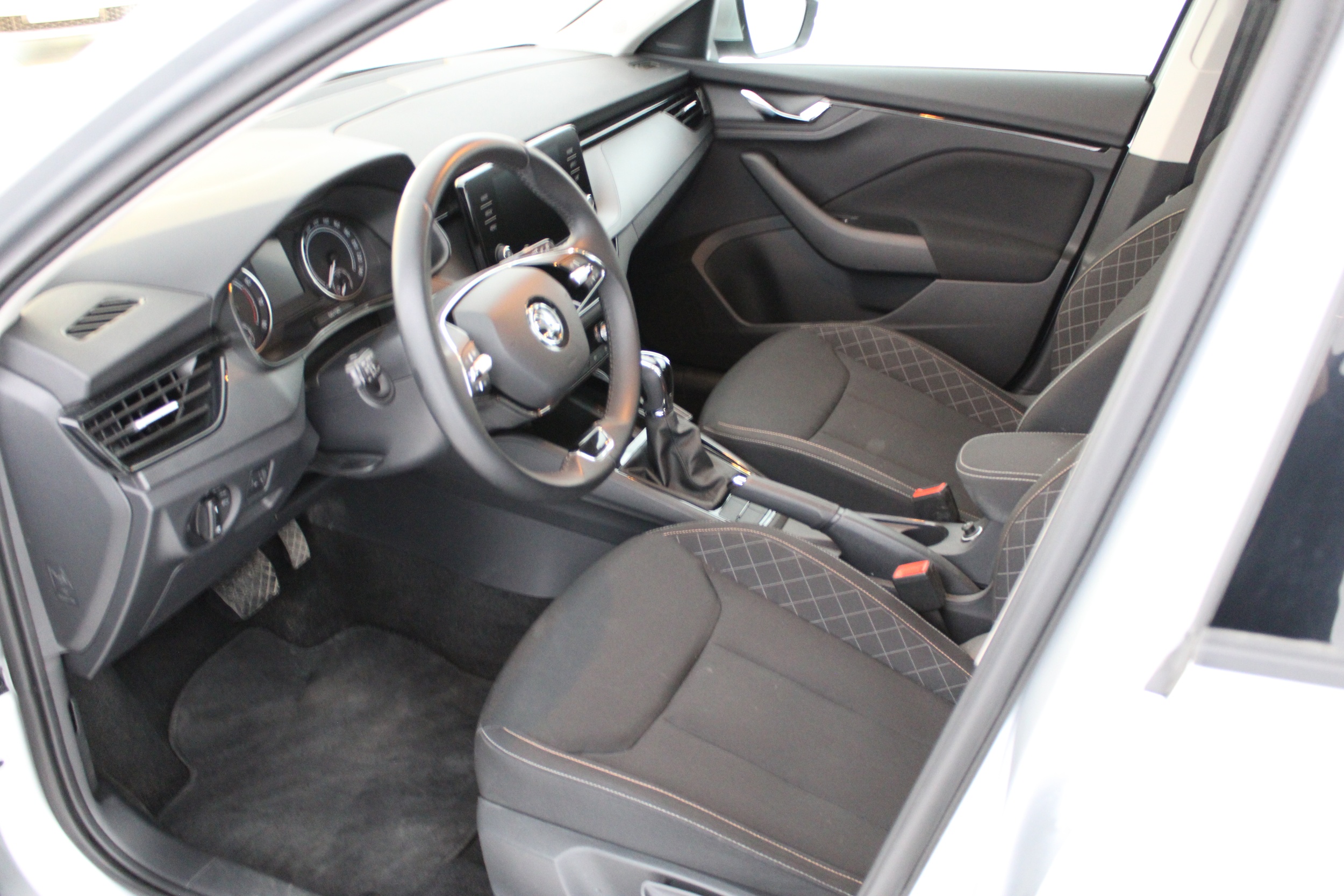 SKODA Kamiq 2023