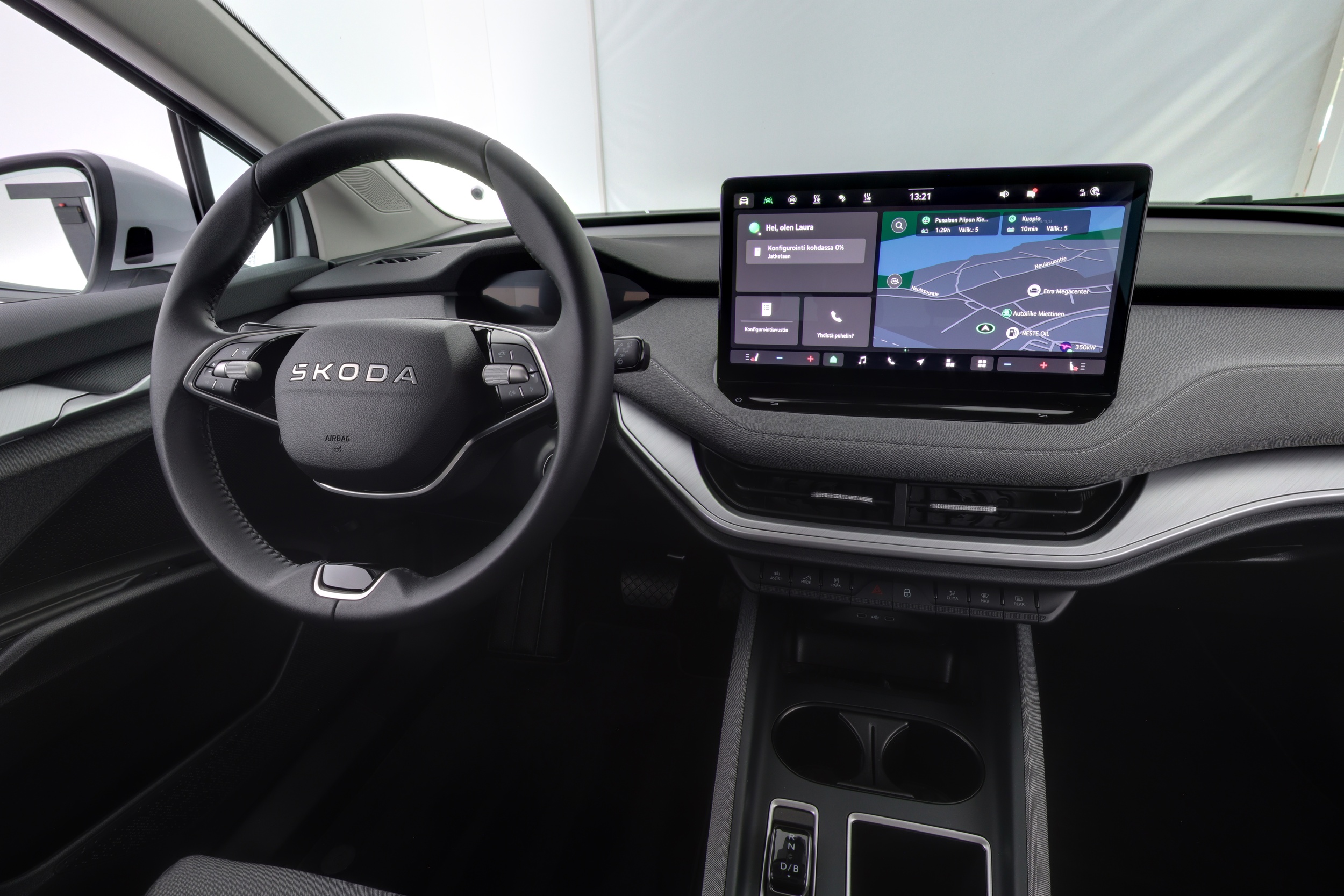 SKODA Enyaq 2025