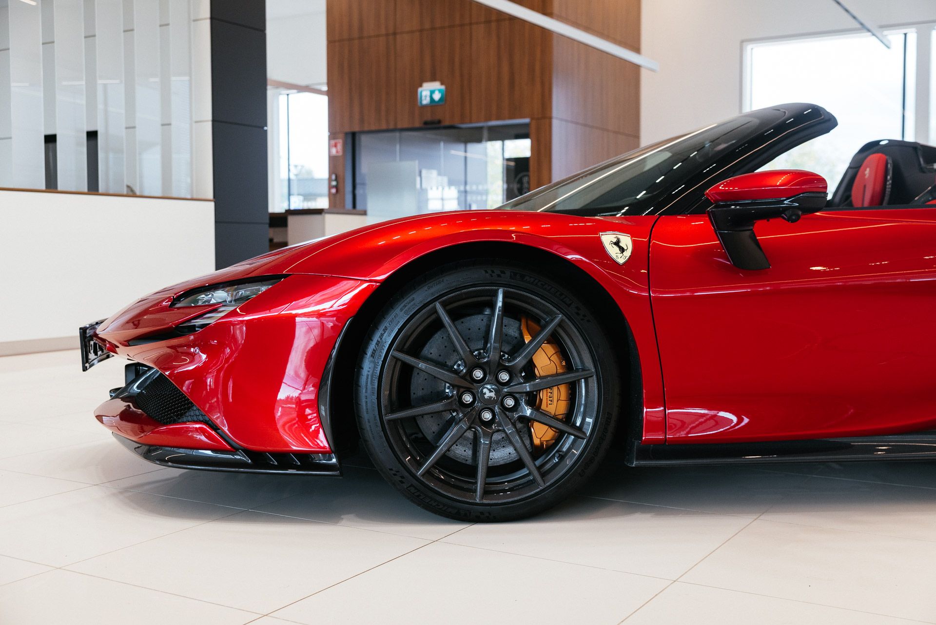 Ferrari SF90 spider 2024