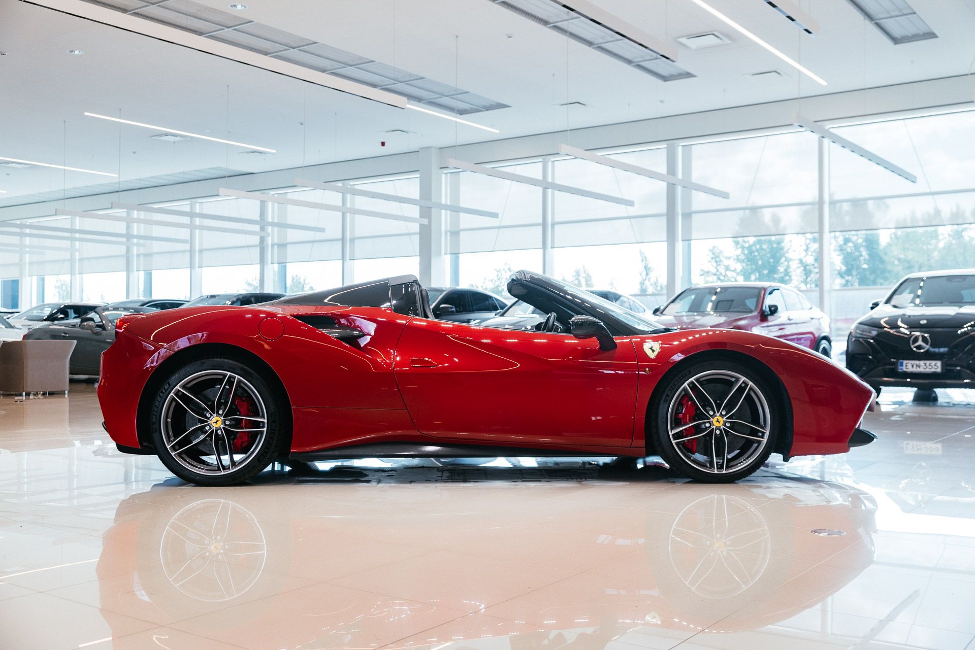 Ferrari 488 2016