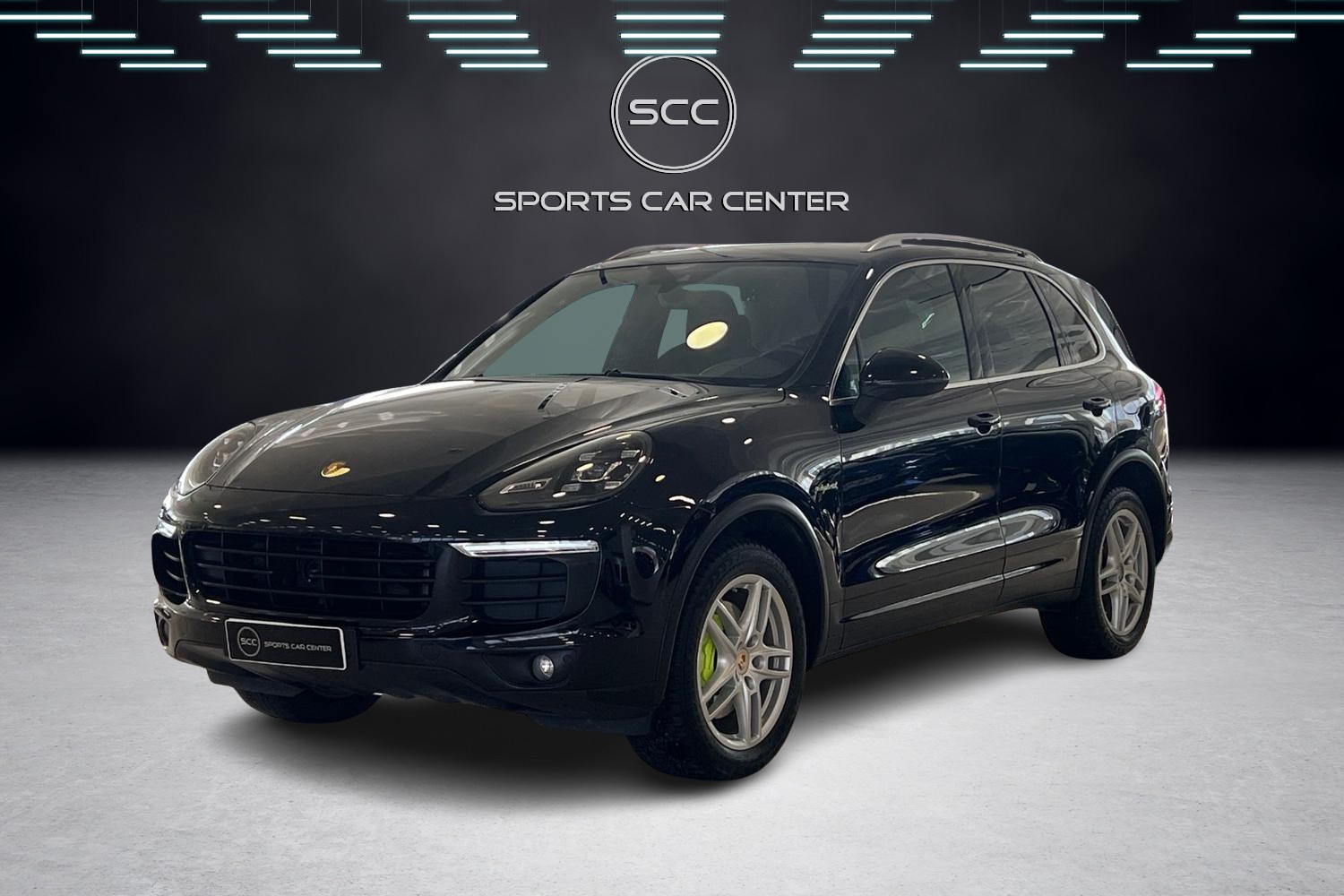 Porsche Cayenne S E-hybrid // ACC / Takanäytöt / Ilmastoidut etuistuimet / Koukku / PDLS+ / Ilmajousitus / 14-penkit