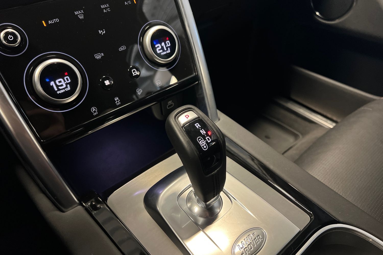 Land Rover Discovery Sport 2022