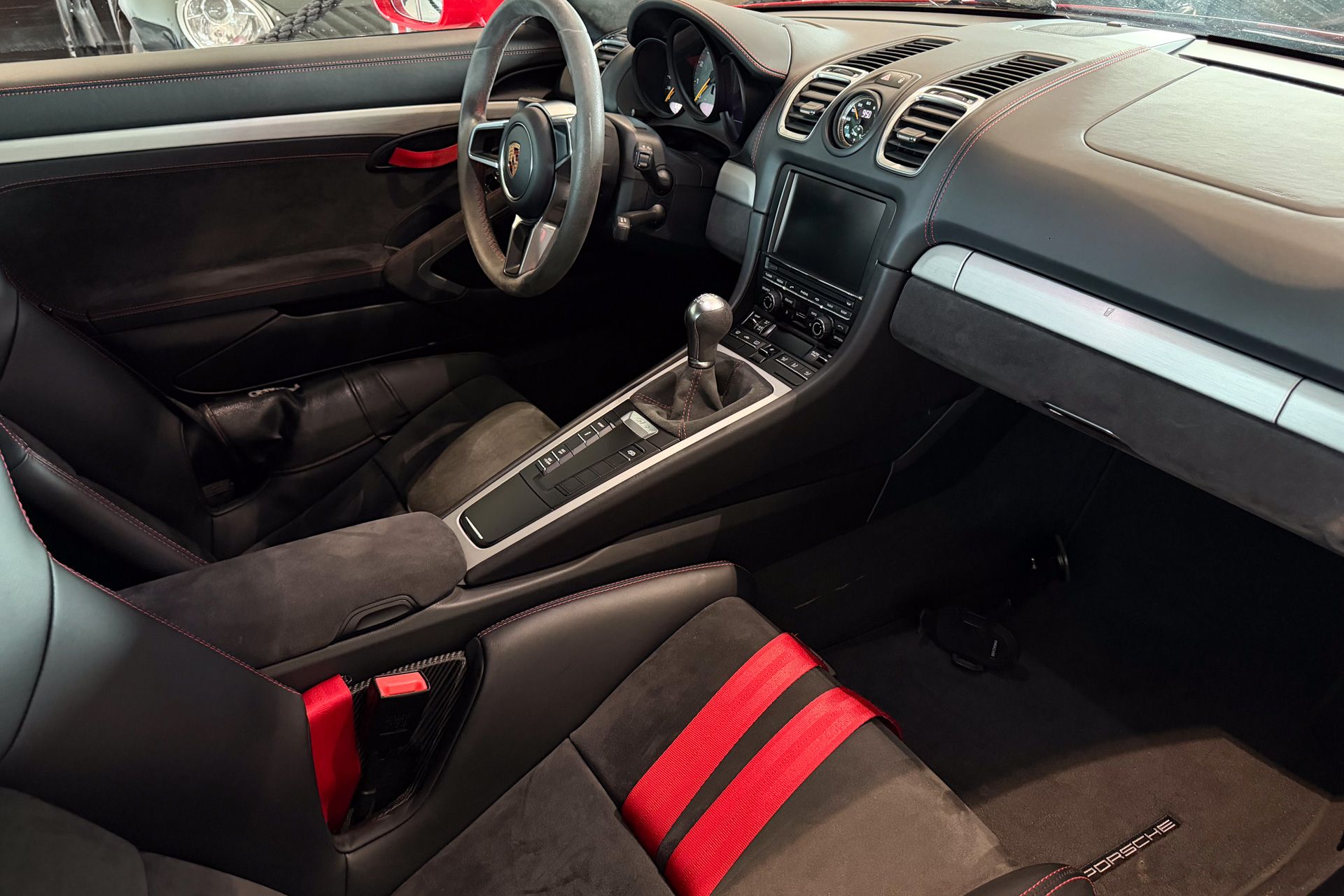 Porsche Cayman 2016
