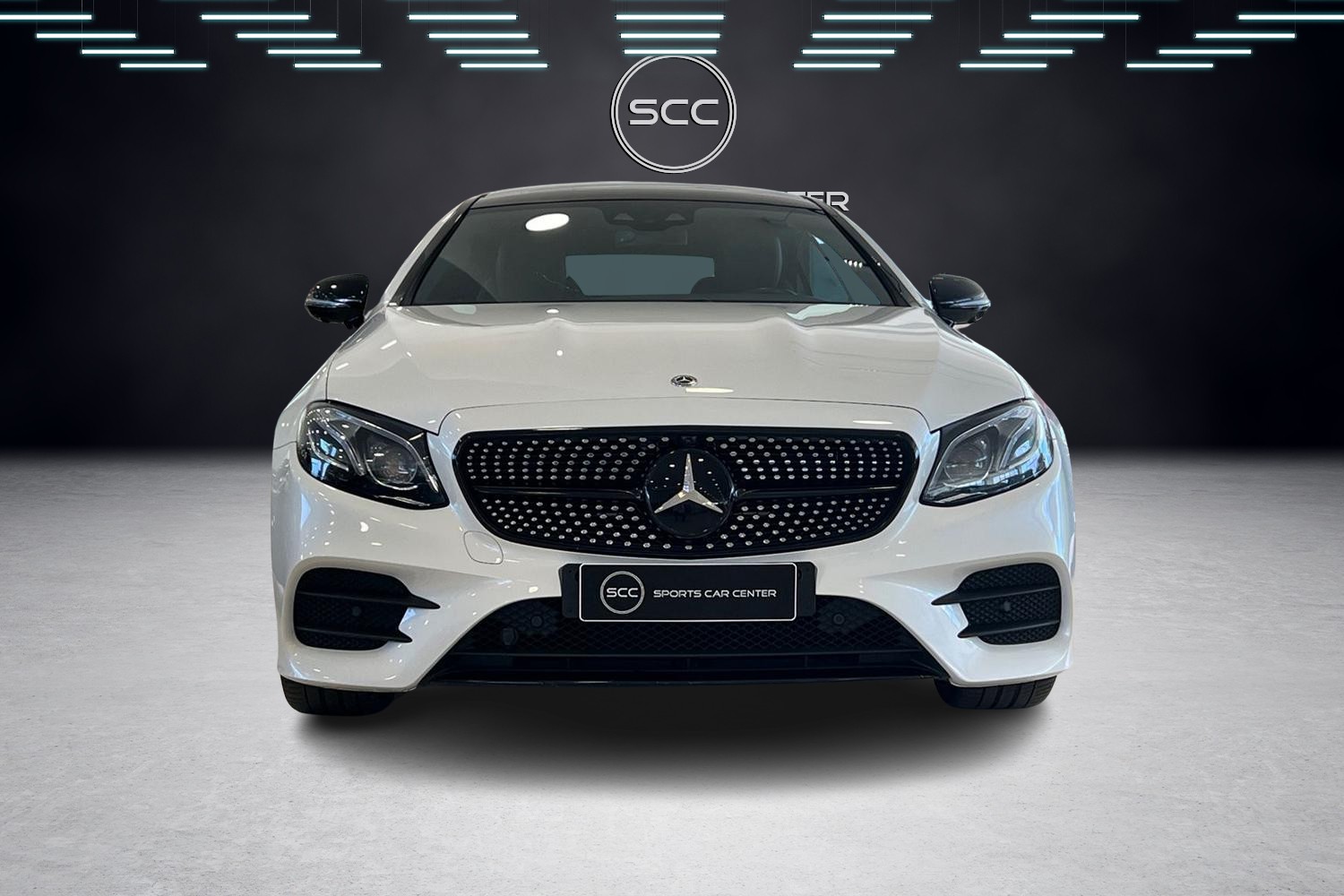 Mercedes-Benz E 400 4Matic A Coupé Business AMG Line   ACC / Panorama / Navi / Keyless / Widescreen / Dyn.Led /