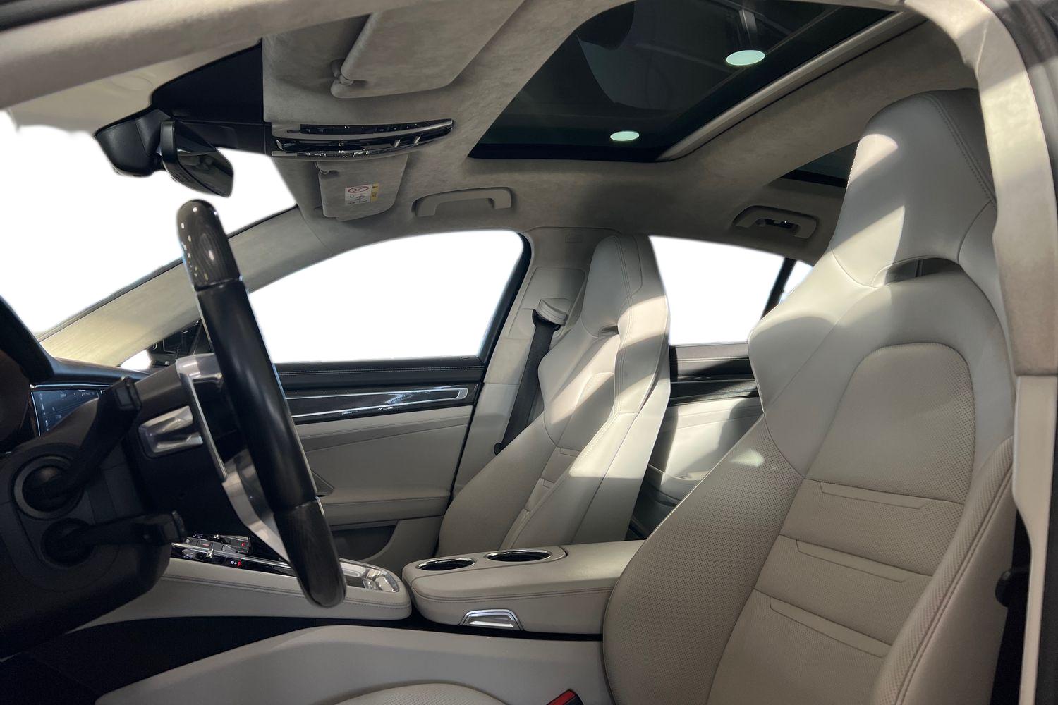 Porsche Panamera 2018