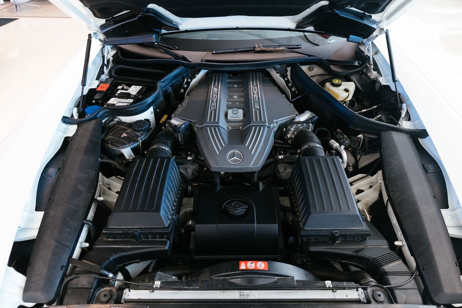 Mercedes-Benz SLS AMG 2010