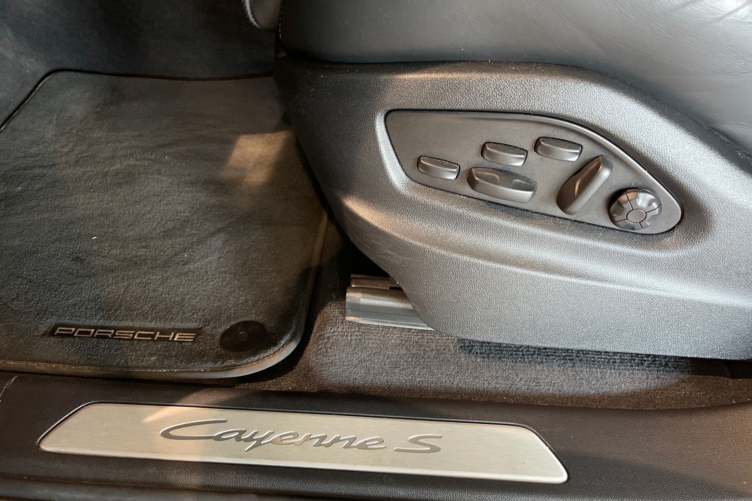 Porsche Cayenne 2024