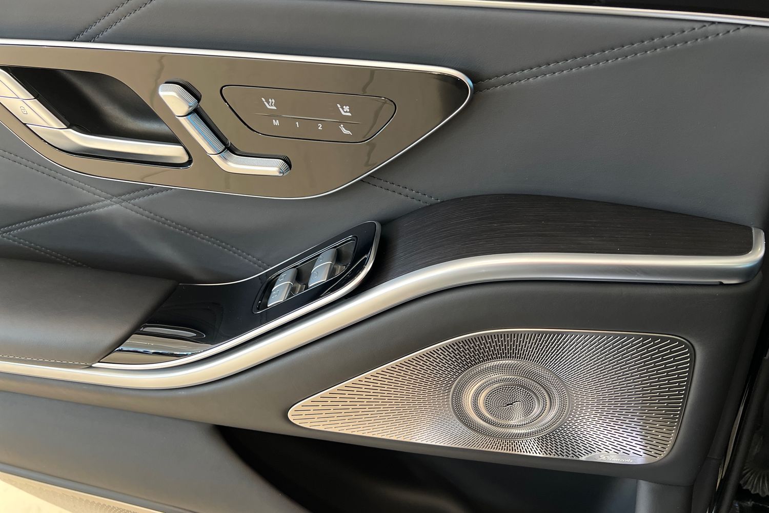 Mercedes-Benz S 2024