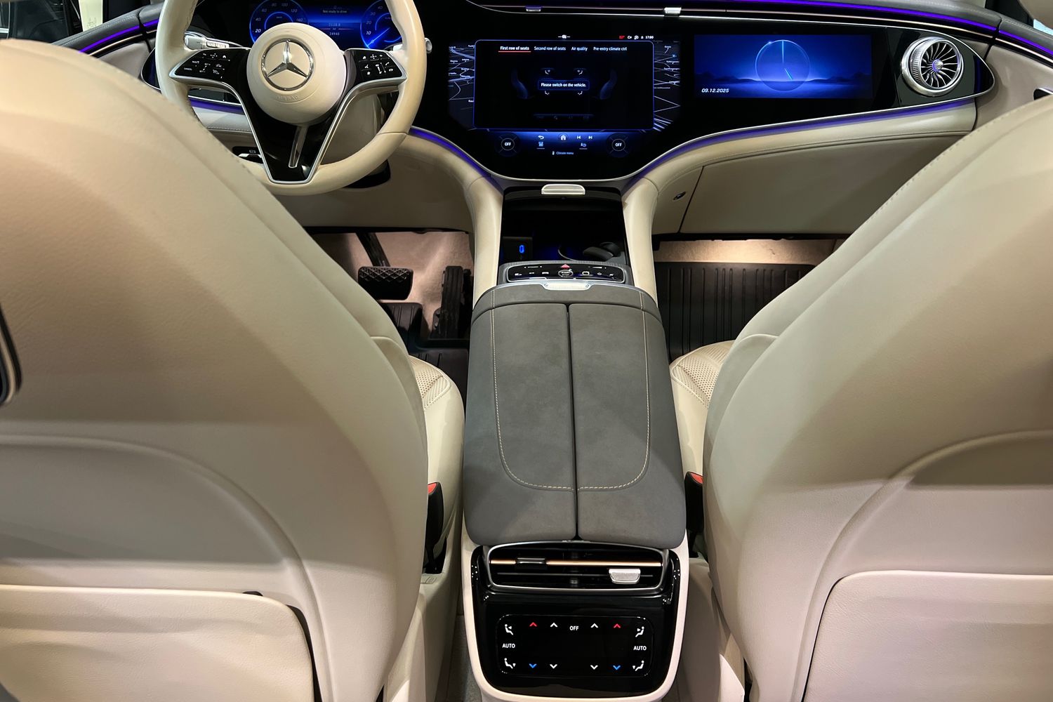 Mercedes-Benz EQS SUV 2023