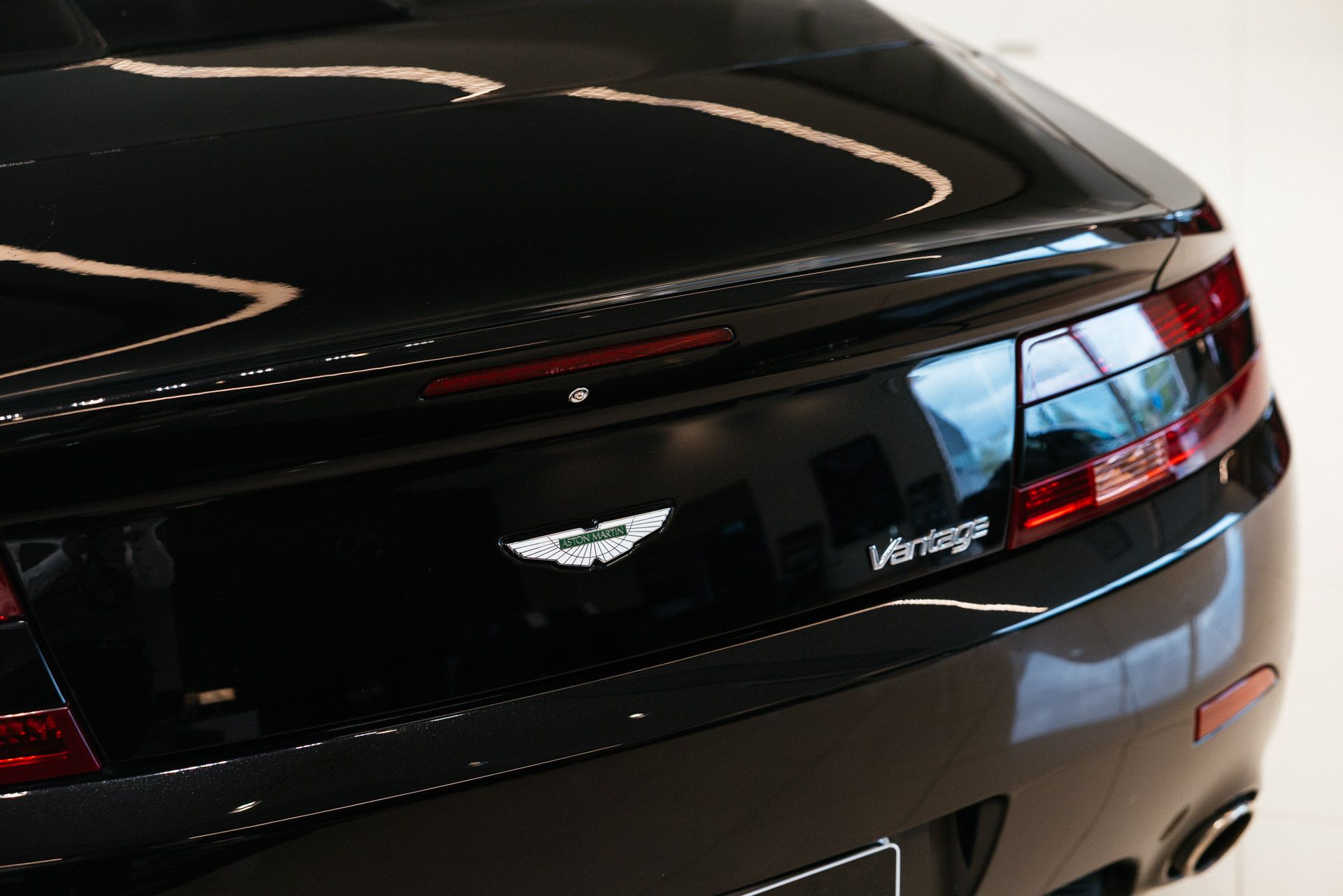 Aston Martin Vantage 2008