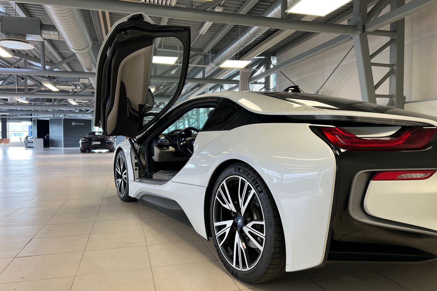 BMW i8 2018
