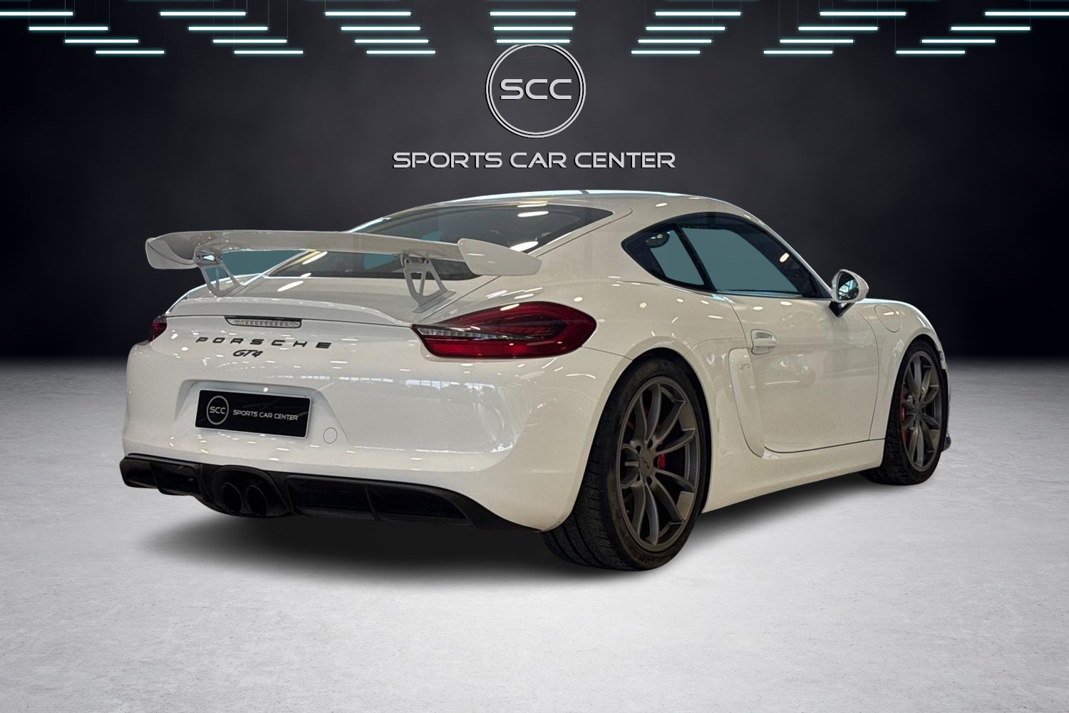 Porsche Cayman GT4 // Clubsport-paketti / Täysnahkaverhoilu / 918-kuppipenkit / Sport Chrono Package