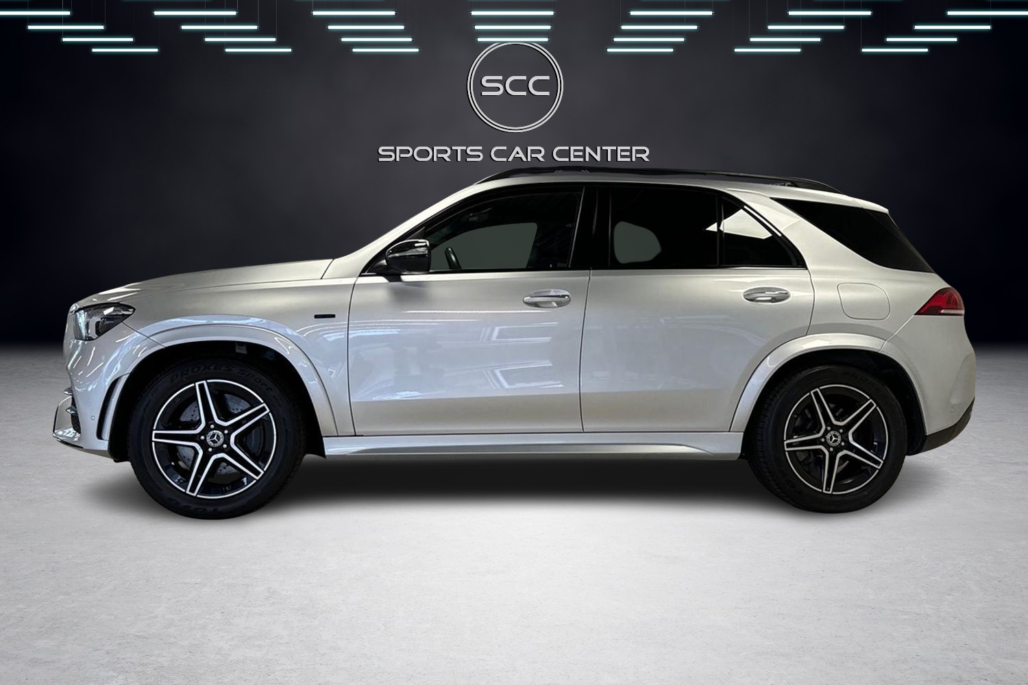 Mercedes-Benz GLE 350 de 4MATIC EQ Power // Burmester / Airmatic / AMG Line / Night-paketti / Vetokoukku / 360  / ACC